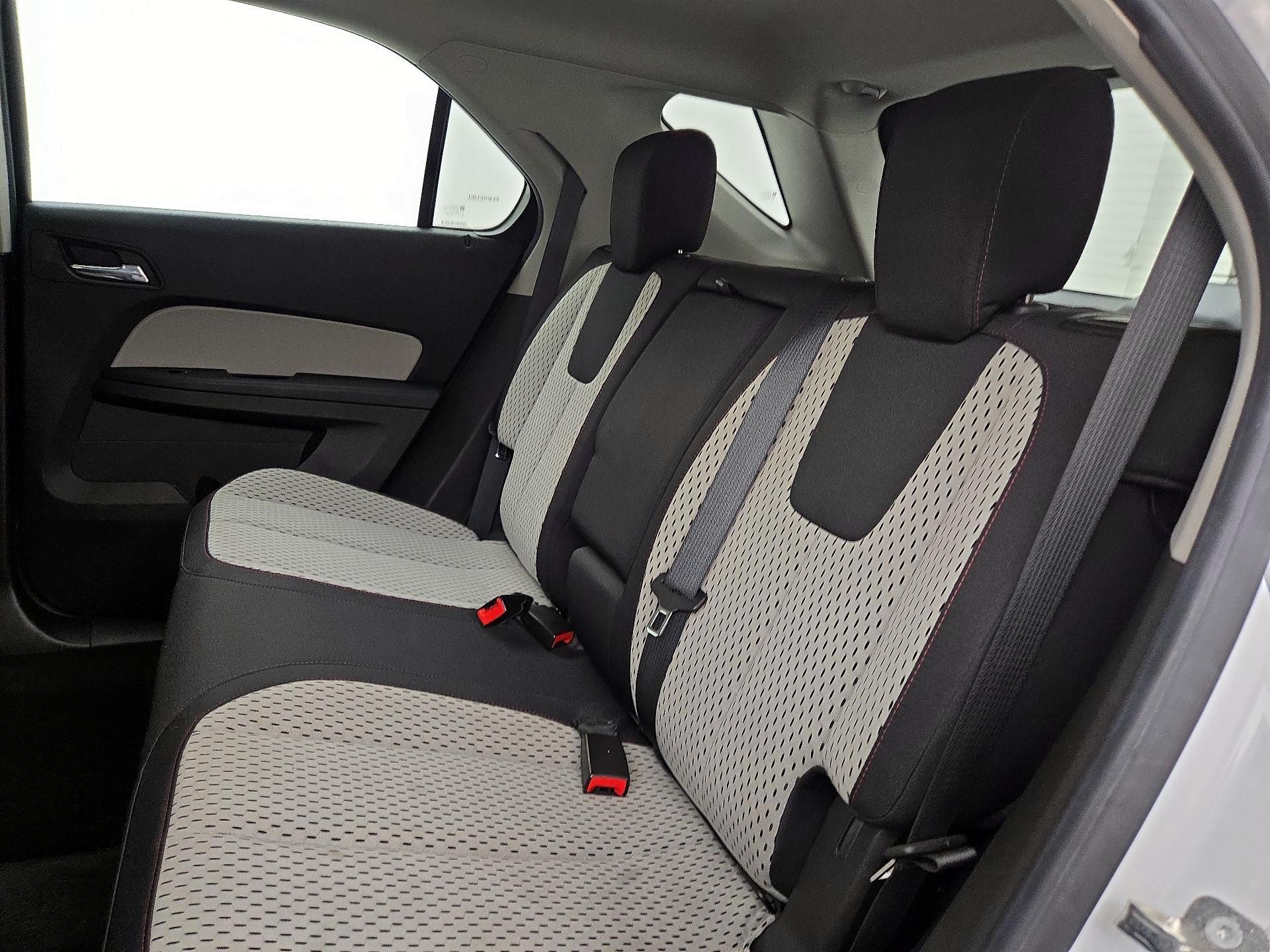Thumbnail: 2015 Chevrolet Equinox - 18