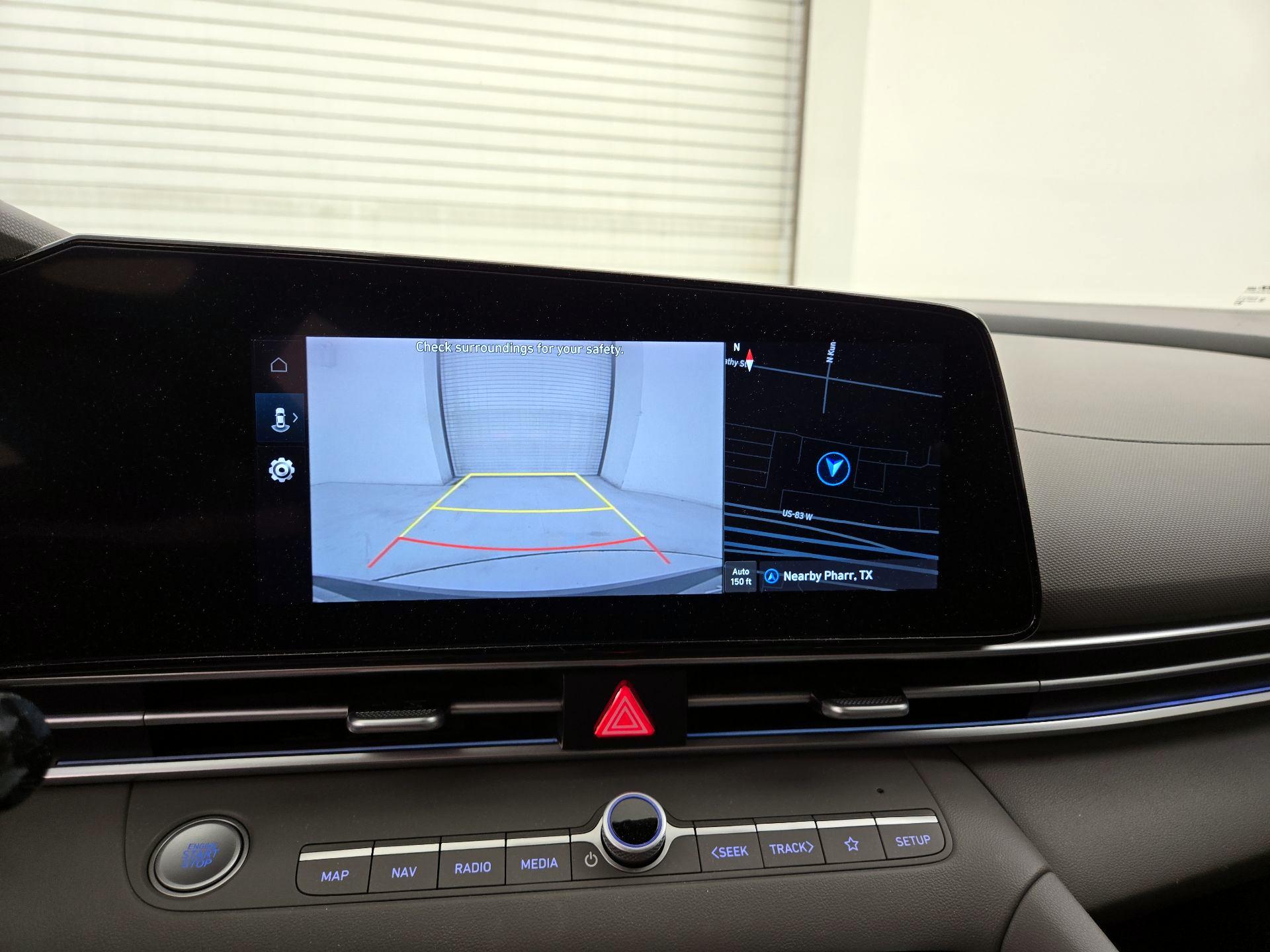 Thumbnail: 2024 Hyundai Elantra - 15