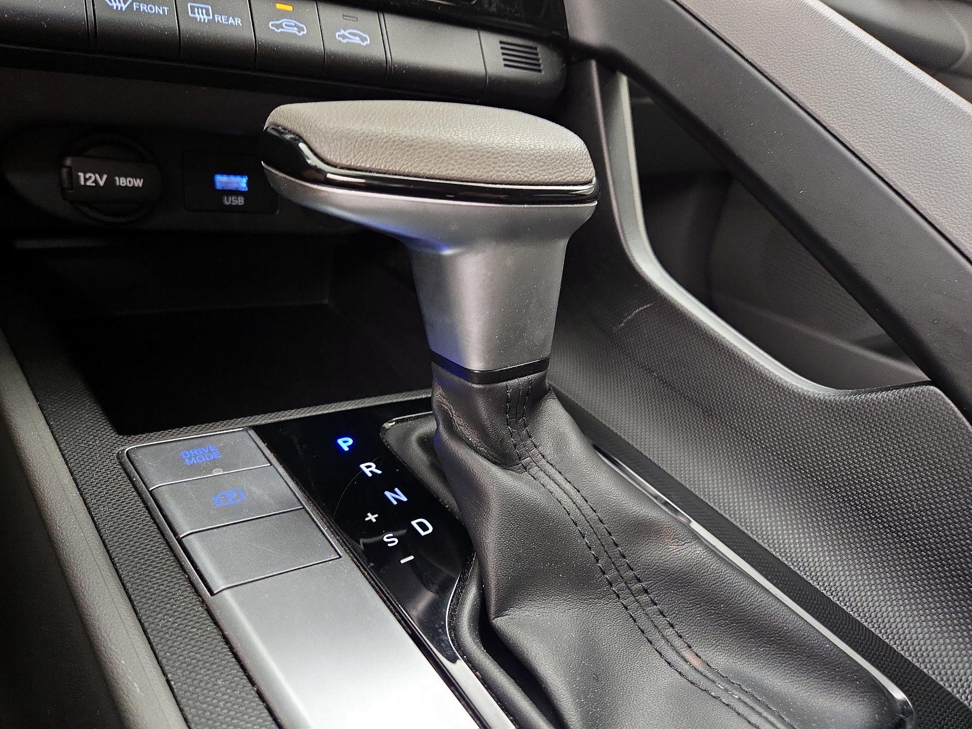 Thumbnail: 2024 Hyundai Elantra - 18