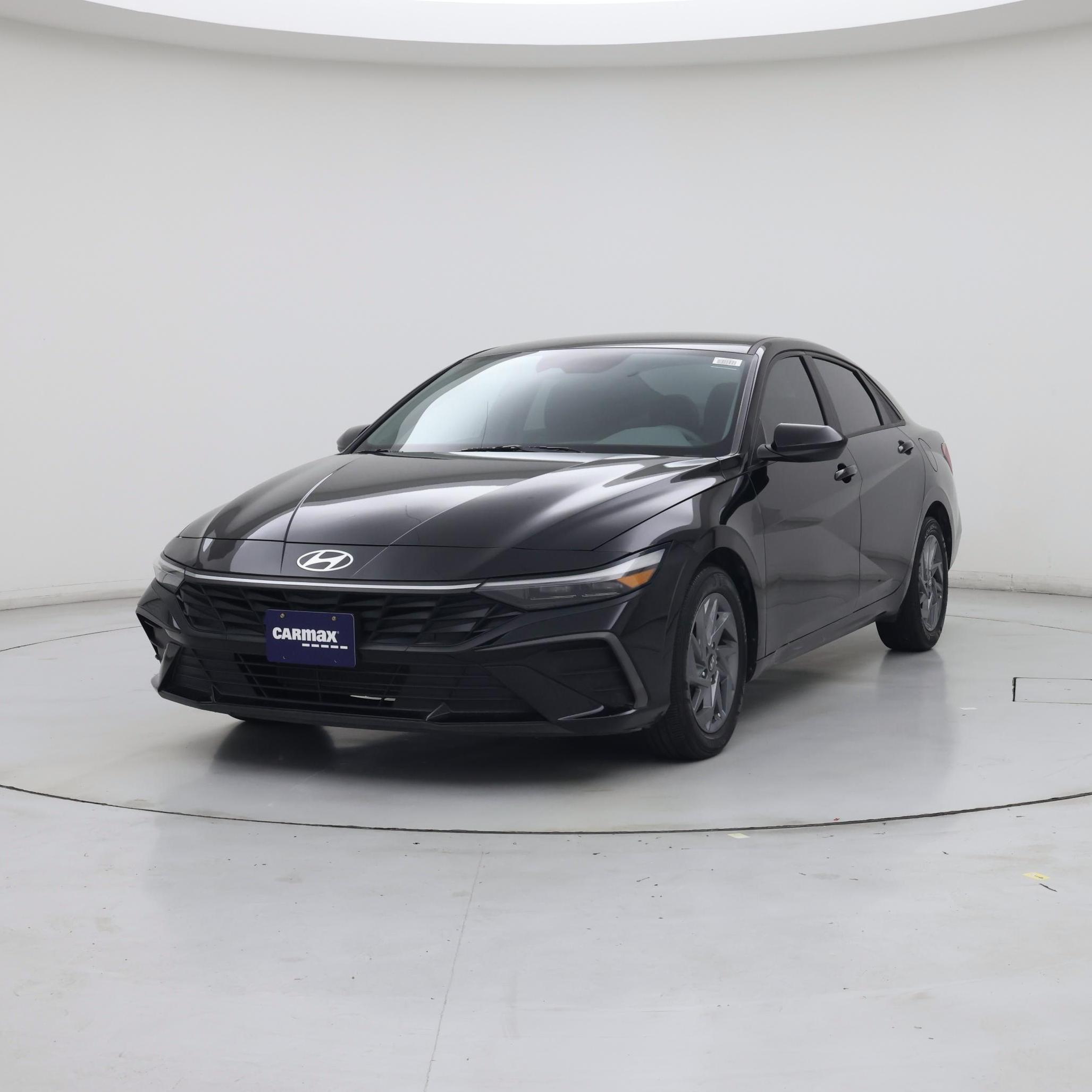 Thumbnail: 2024 Hyundai Elantra - 4