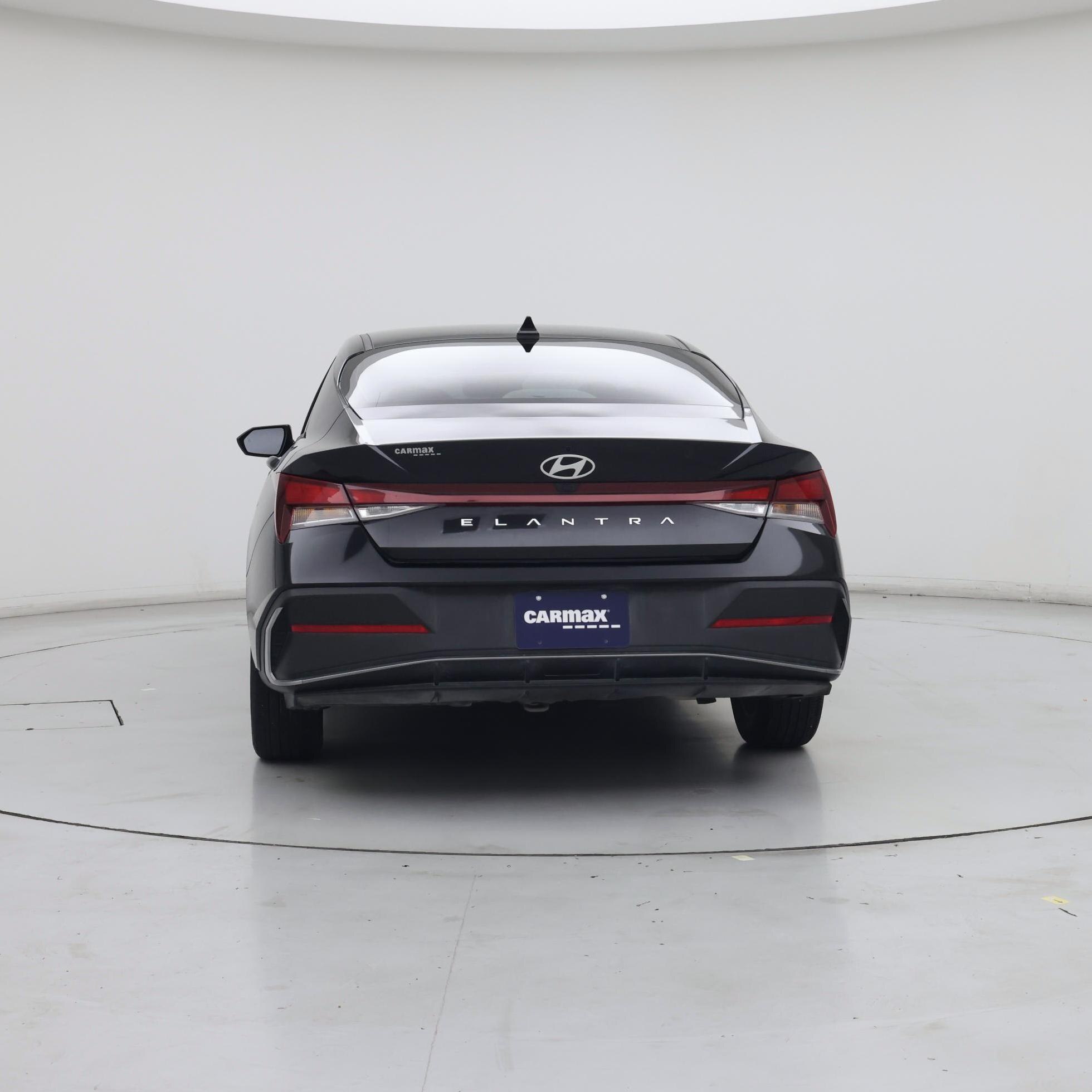 Thumbnail: 2024 Hyundai Elantra - 6