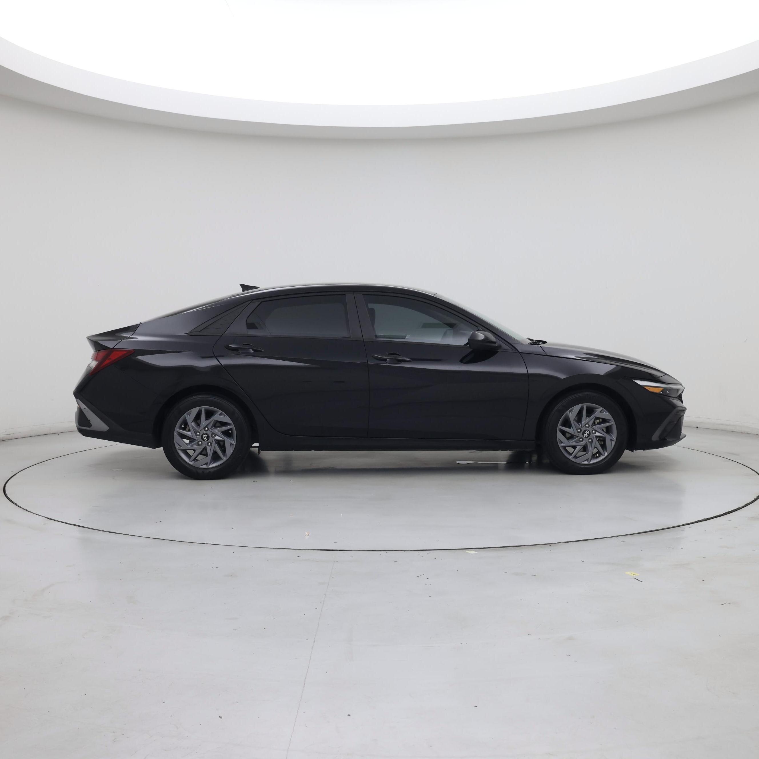 Thumbnail: 2024 Hyundai Elantra - 7