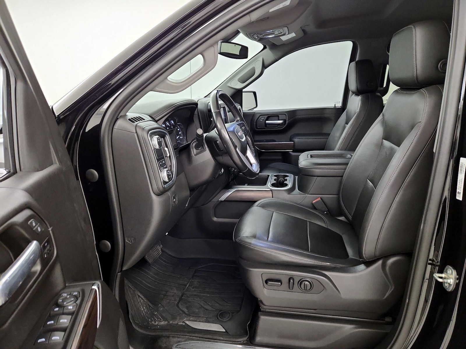2021 GMC Sierra 1500 SLT - Photo 12