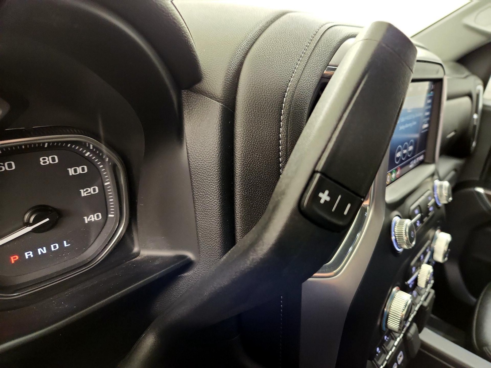 2021 GMC Sierra 1500 SLT - Photo 18