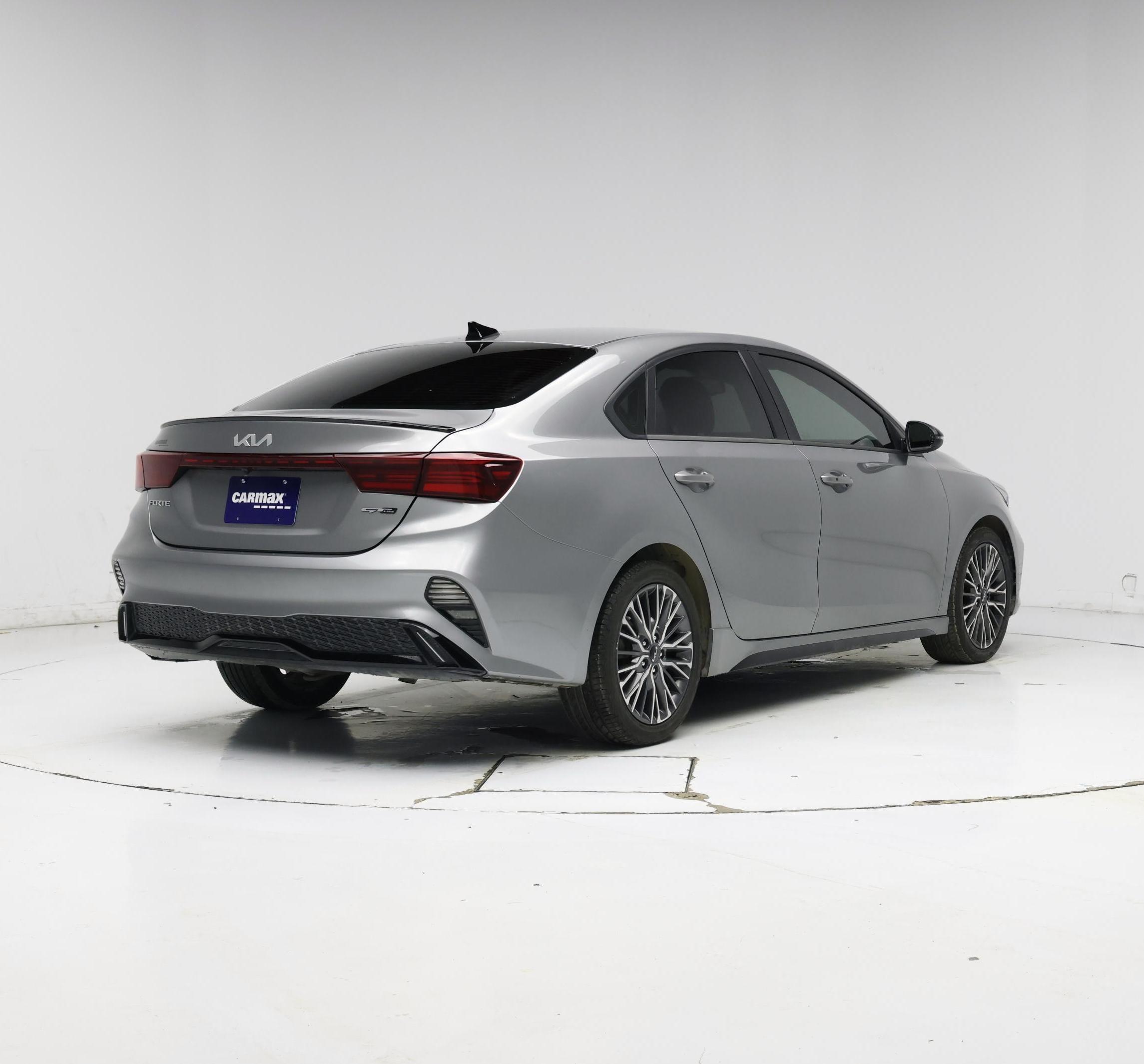 Thumbnail: 2022 Kia Forte - 8
