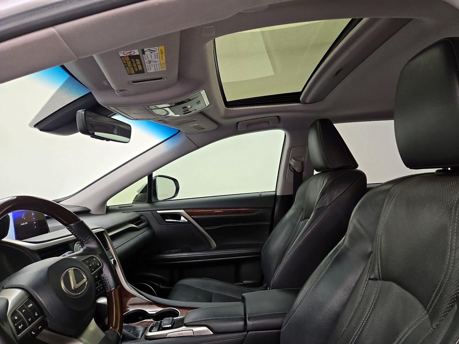 Thumbnail: 2019 Lexus RX - 20