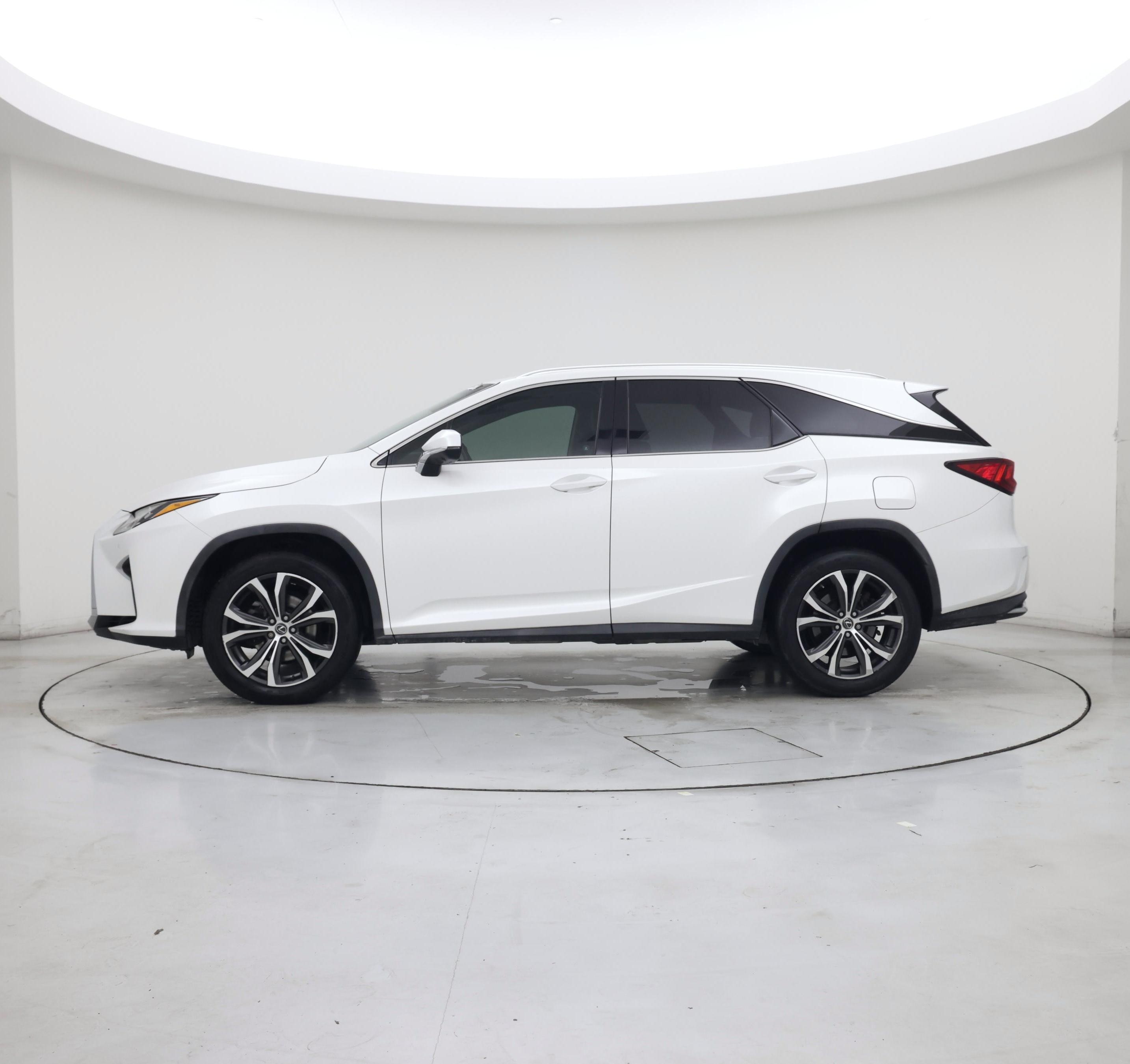 Thumbnail: 2019 Lexus RX - 3