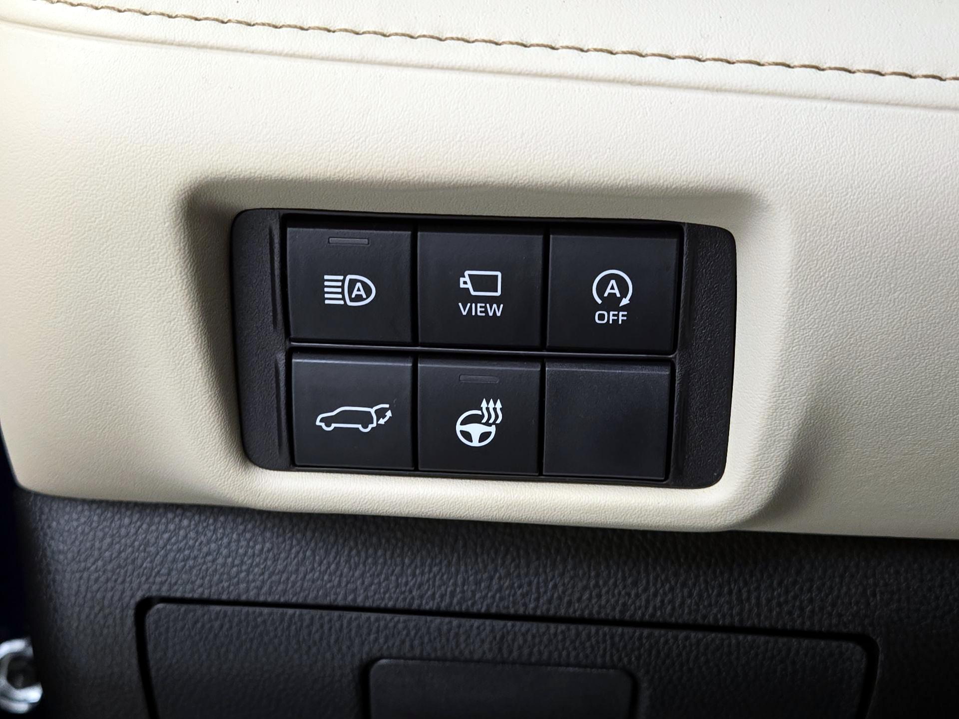 Thumbnail: 2024 Toyota Highlander - 13