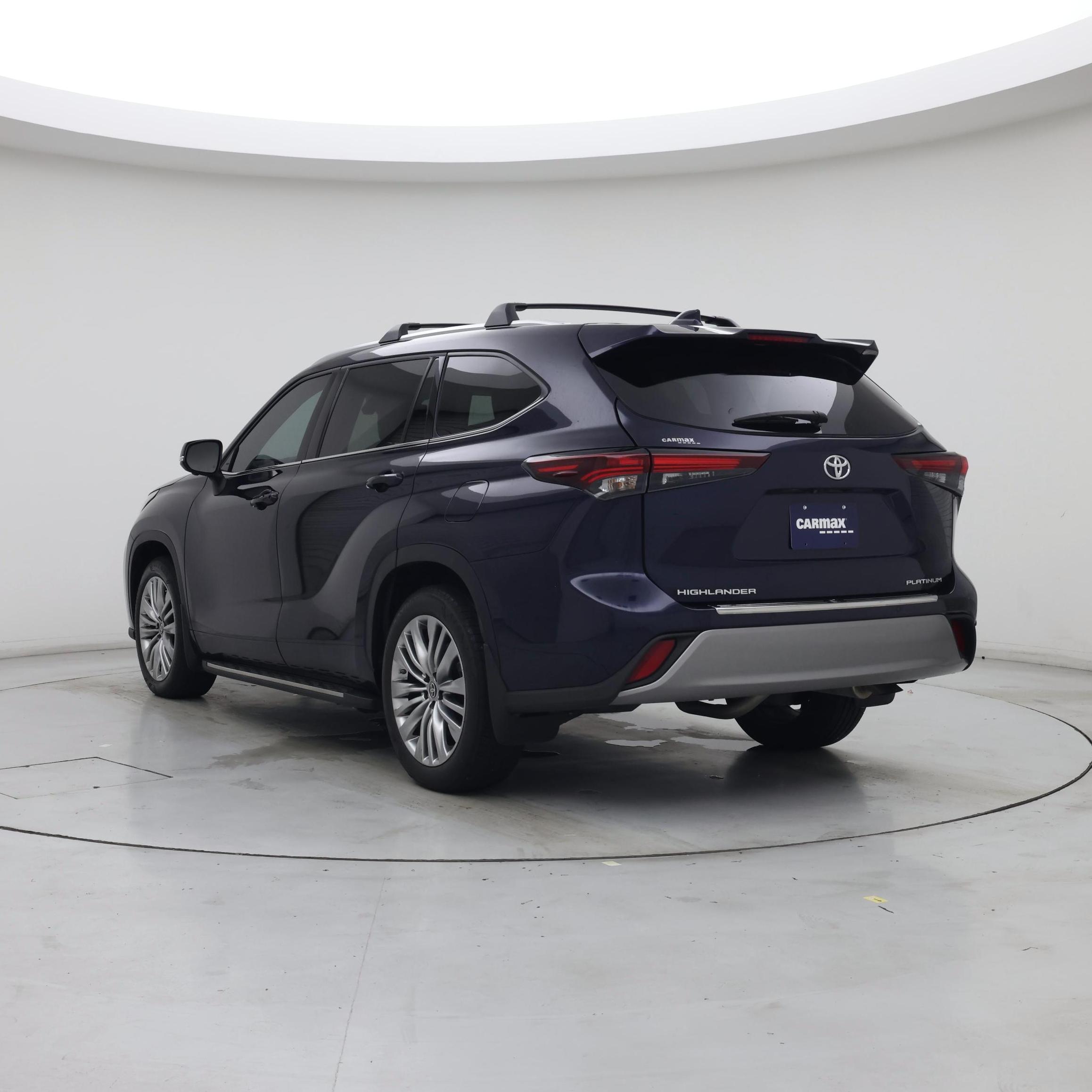 Thumbnail: 2024 Toyota Highlander - 2