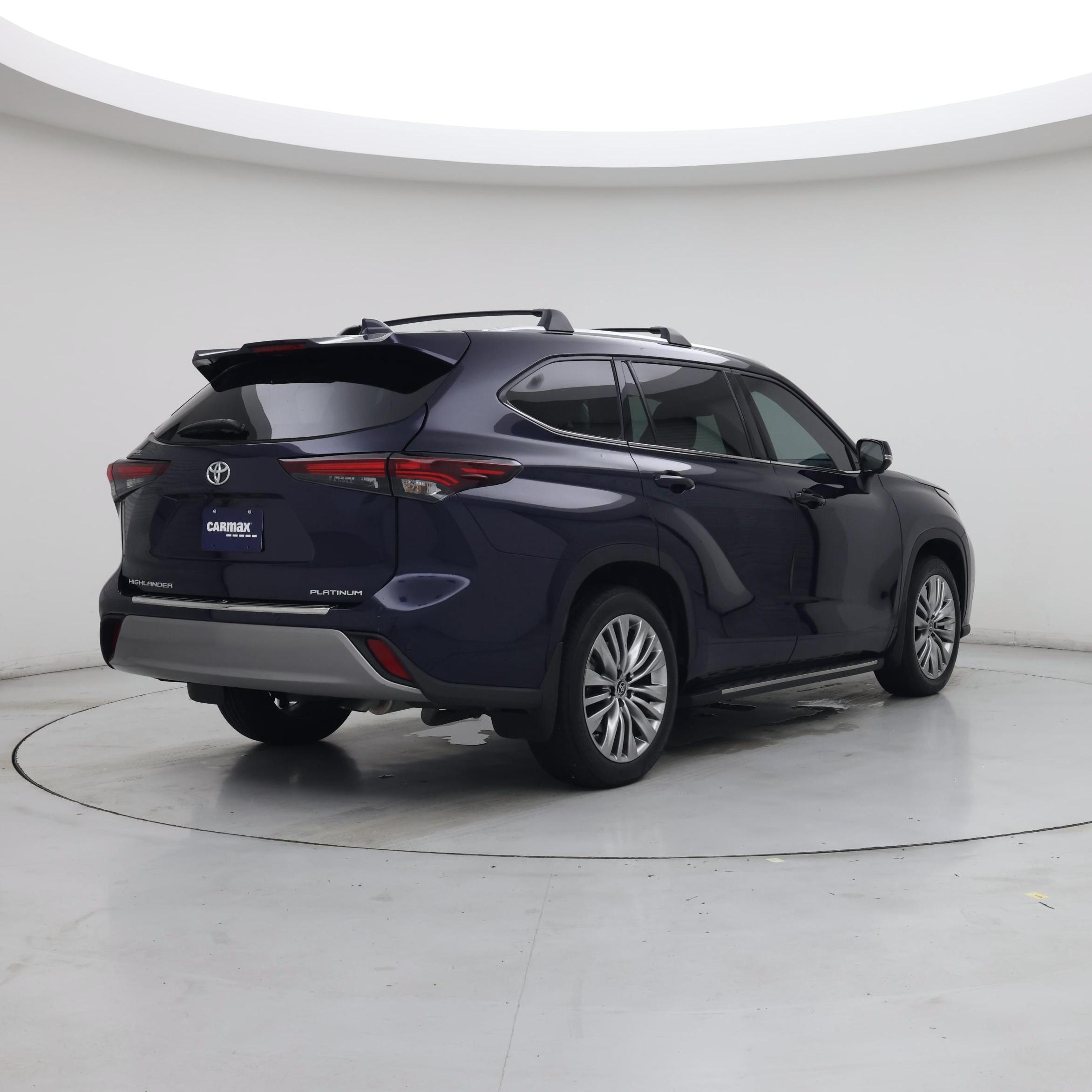 Thumbnail: 2024 Toyota Highlander - 8