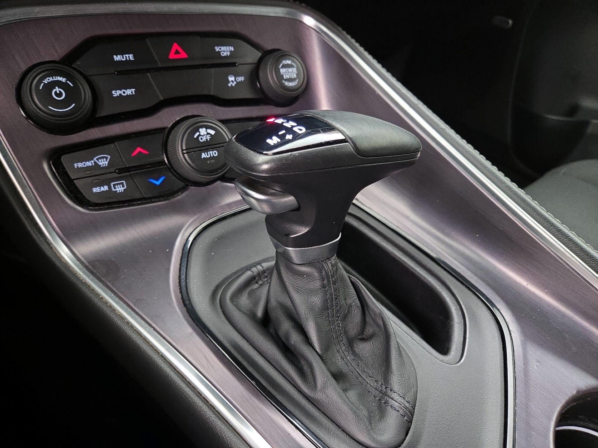 Thumbnail: 2018 Dodge Challenger - 18
