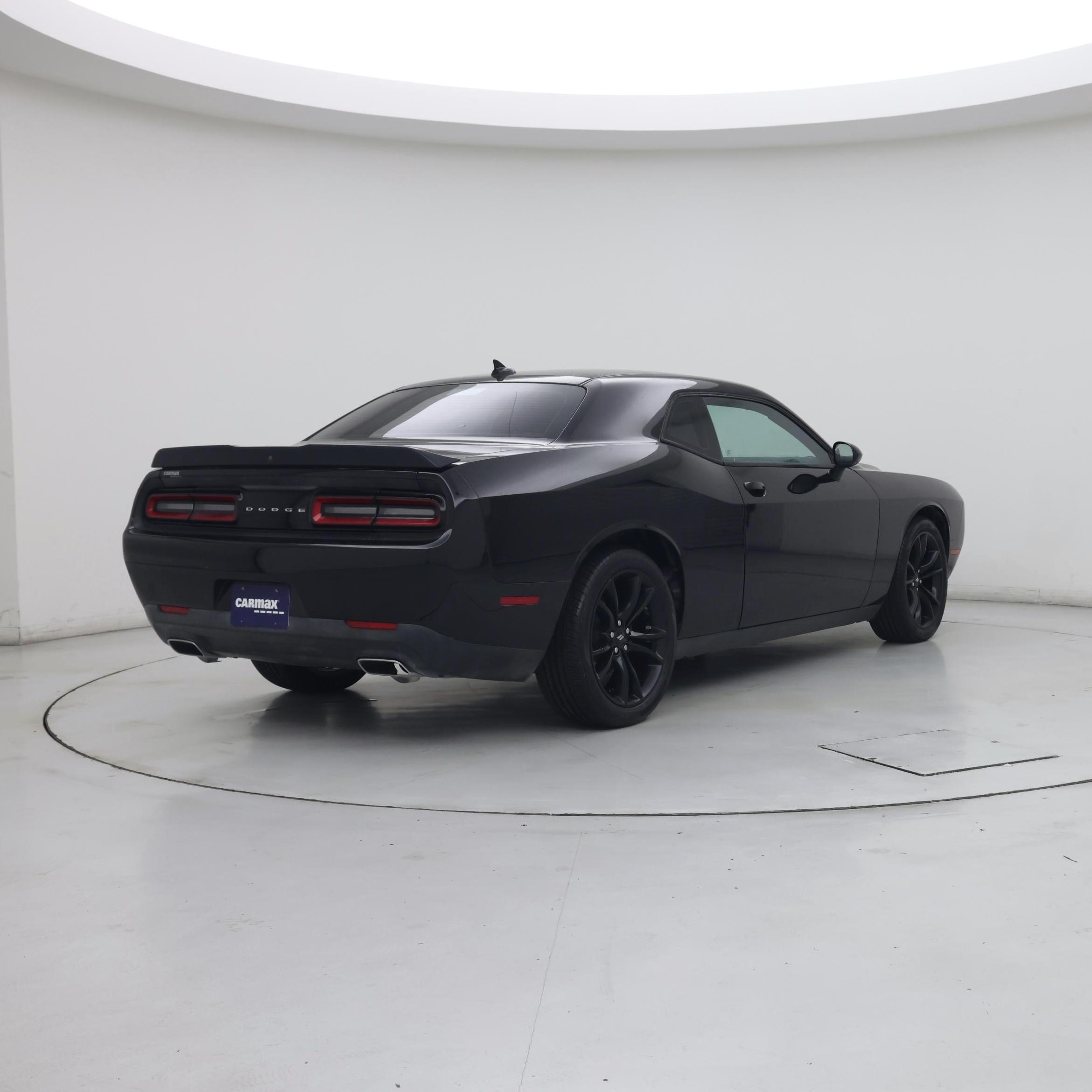 Thumbnail: 2018 Dodge Challenger - 8