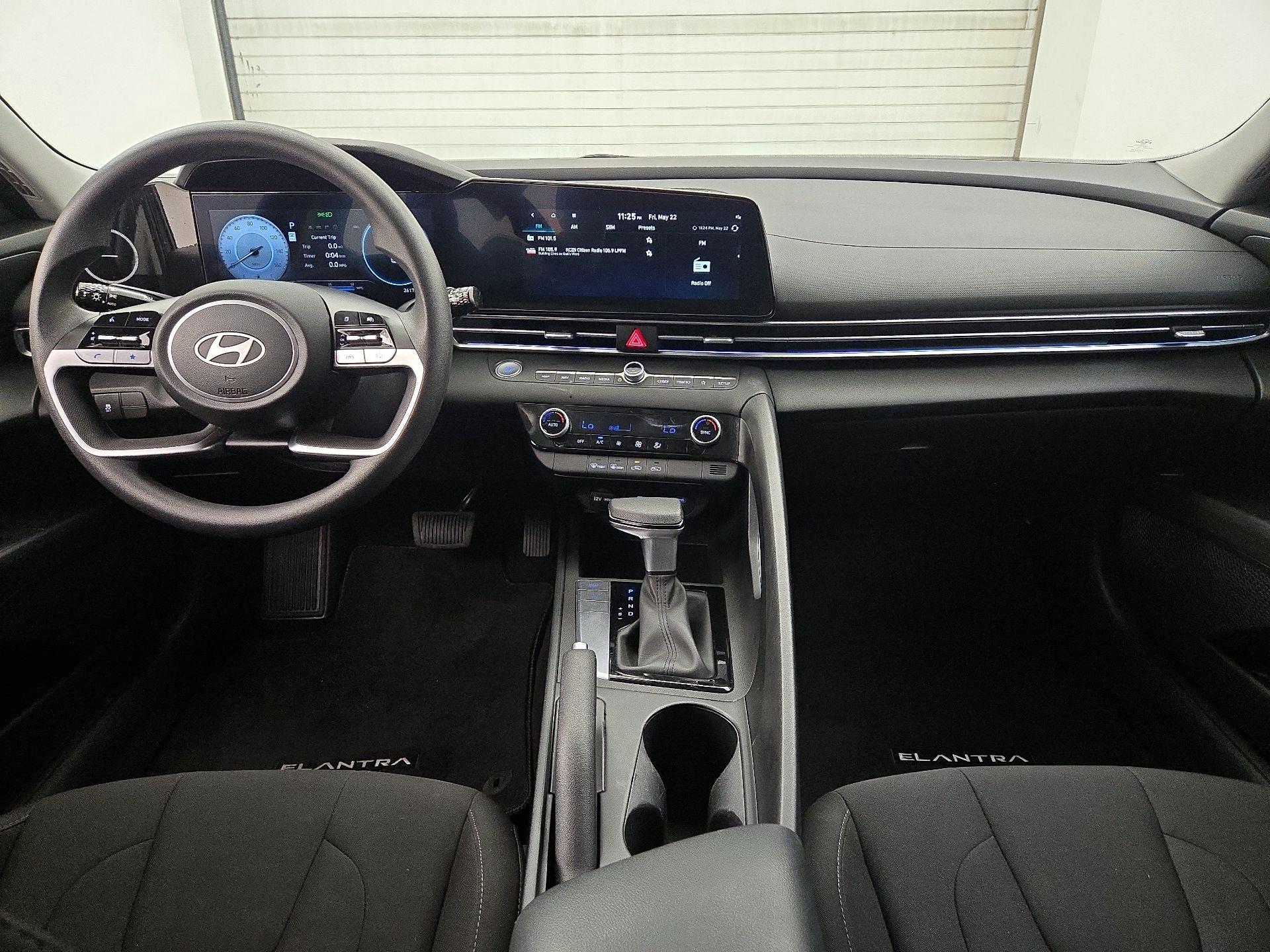 Thumbnail: 2024 Hyundai Elantra - 9
