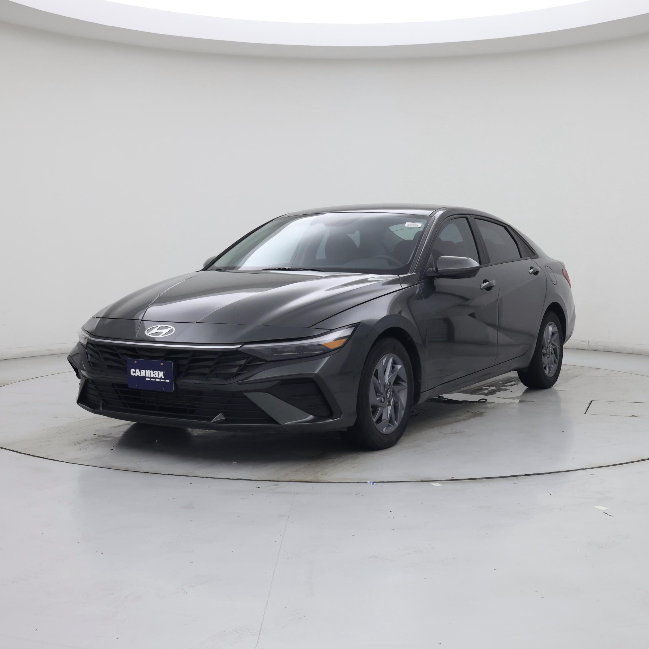 Thumbnail: 2024 Hyundai Elantra - 4