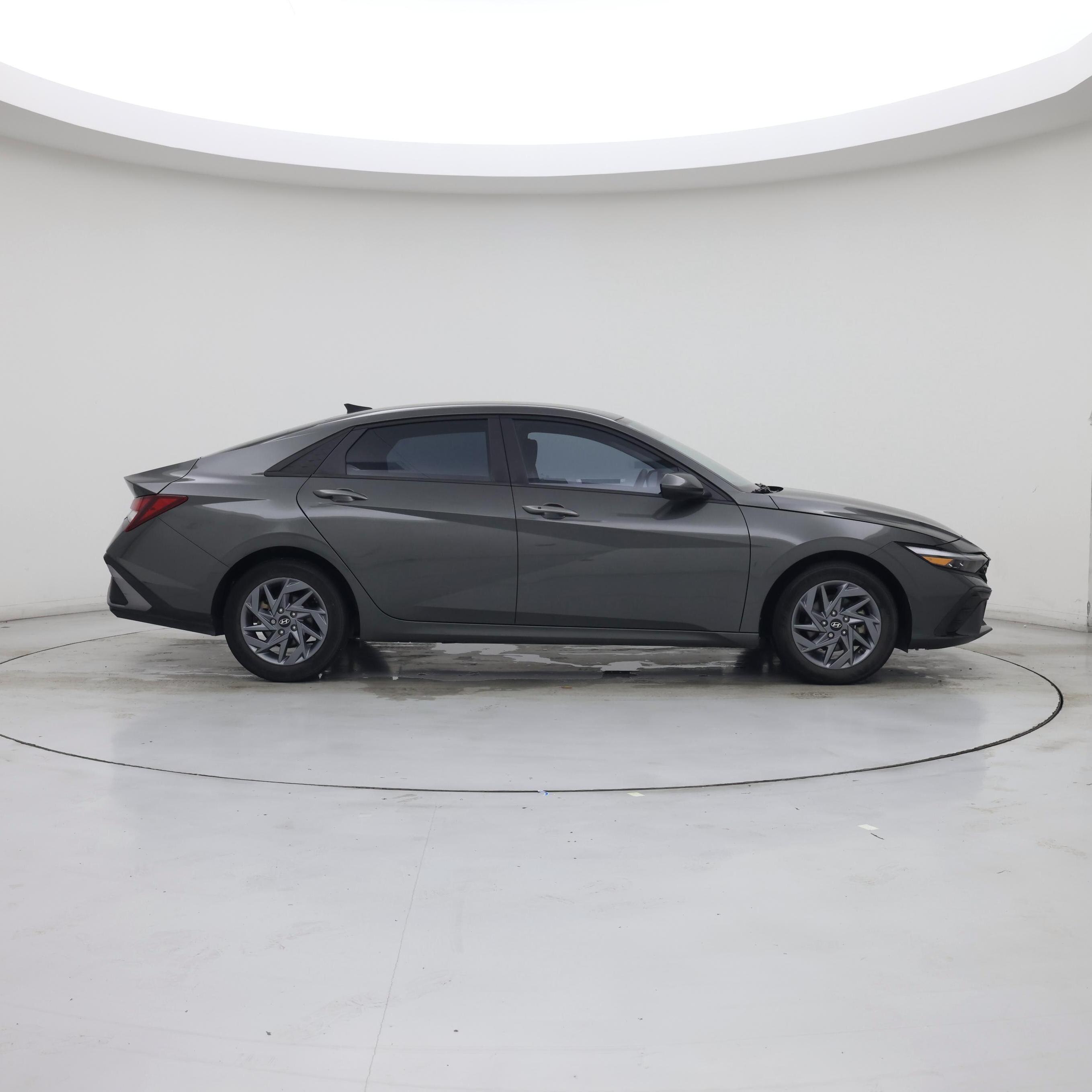 Thumbnail: 2024 Hyundai Elantra - 7