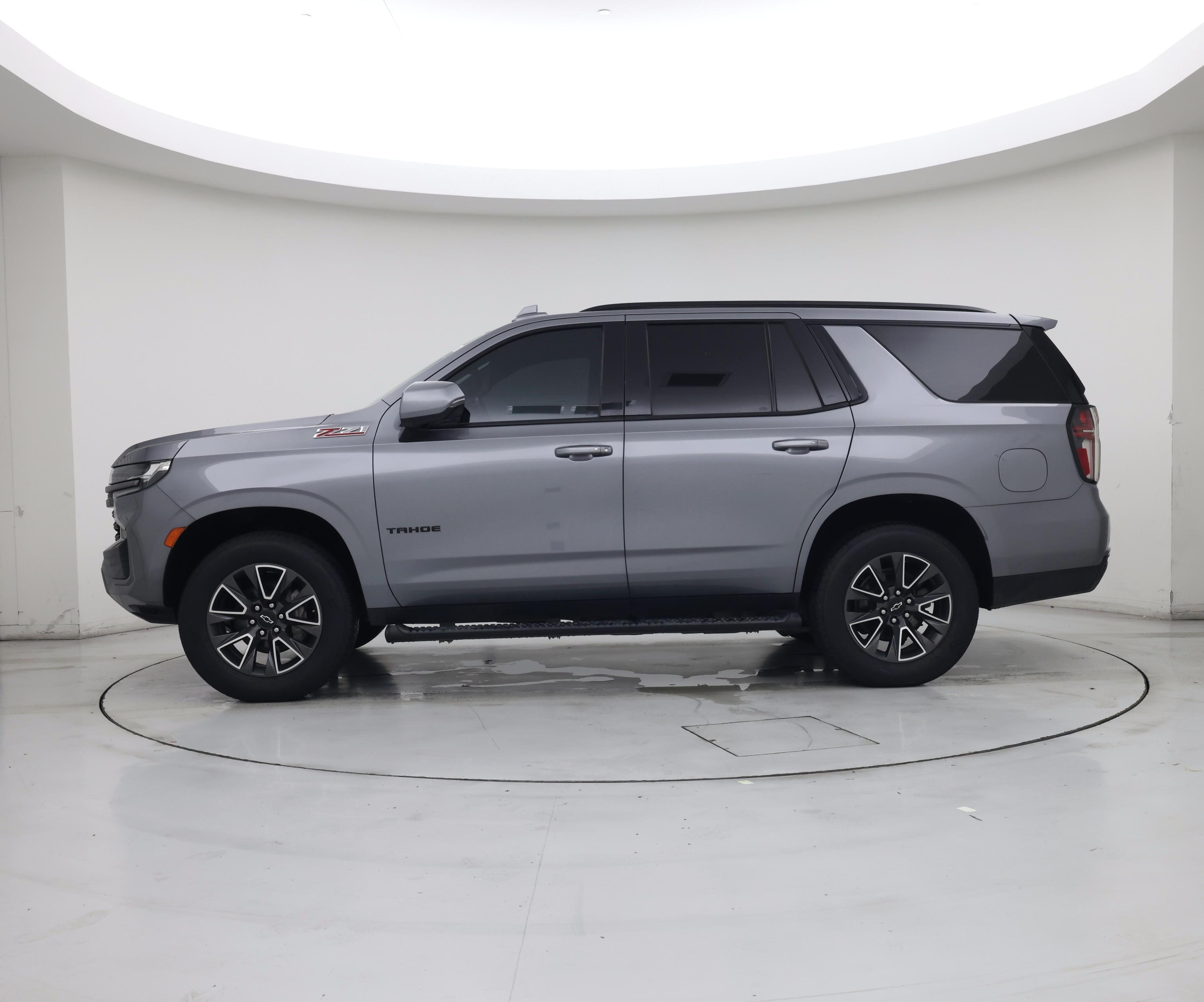 Thumbnail: 2021 Chevrolet Tahoe - 3