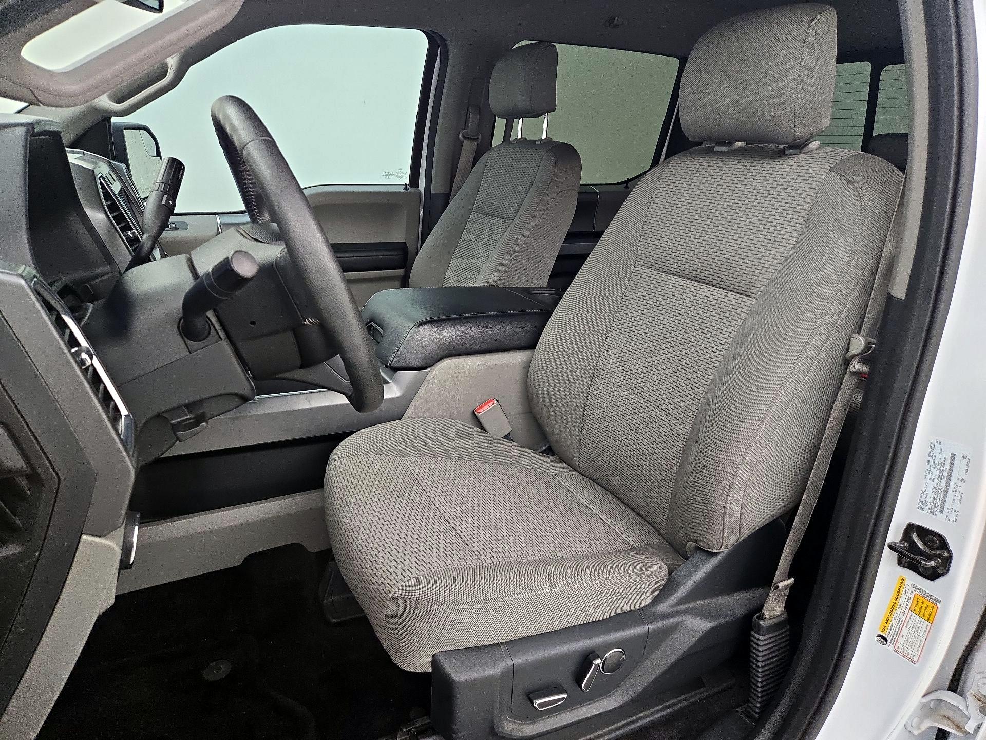 Thumbnail: 2016 Ford F-150 - 11