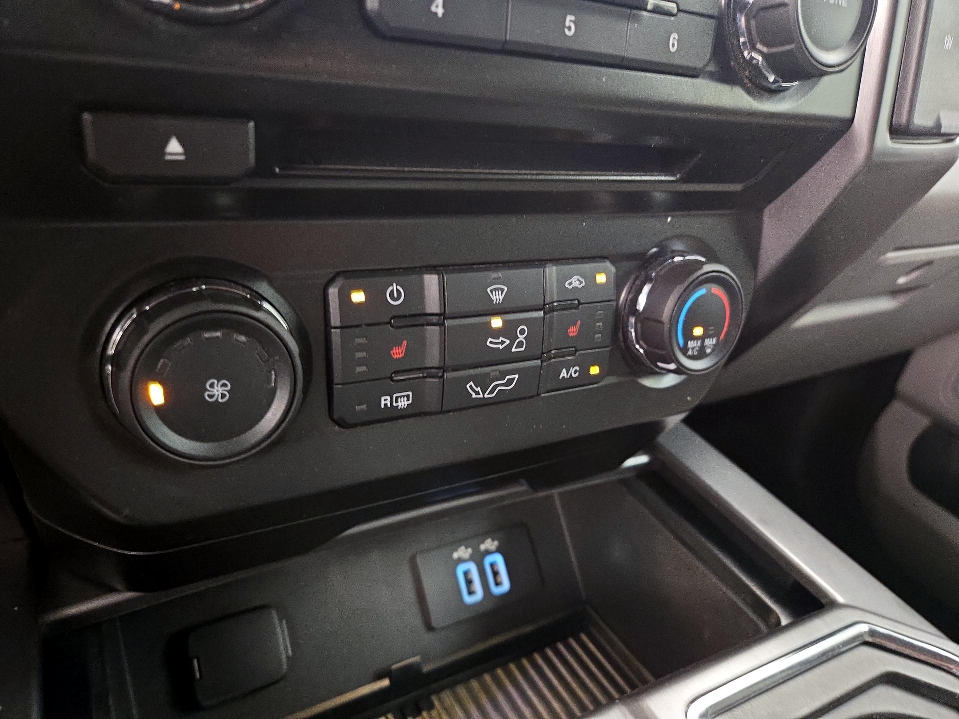 Thumbnail: 2016 Ford F-150 - 16
