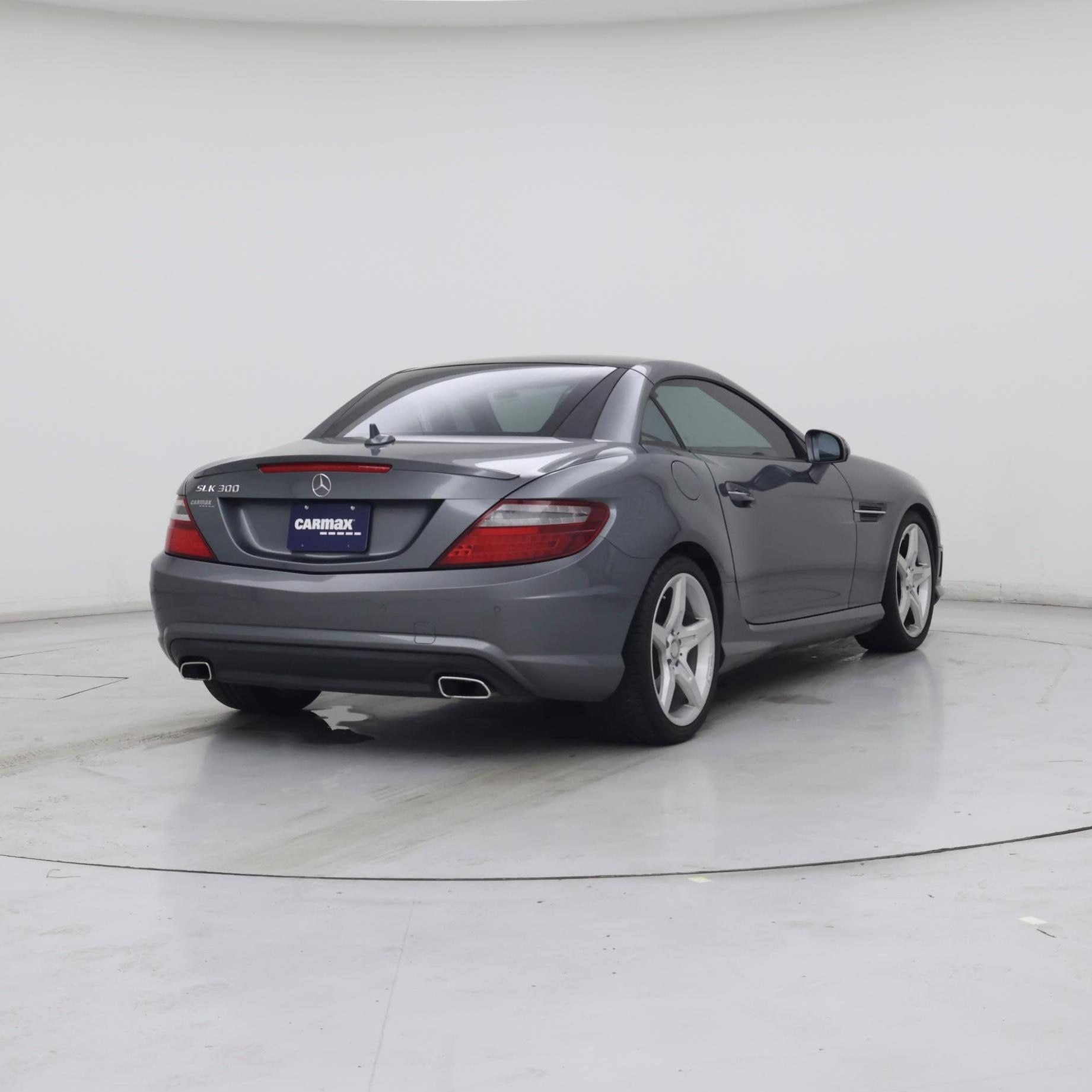 Thumbnail: 2016 Mercedes-Benz SLK - 8