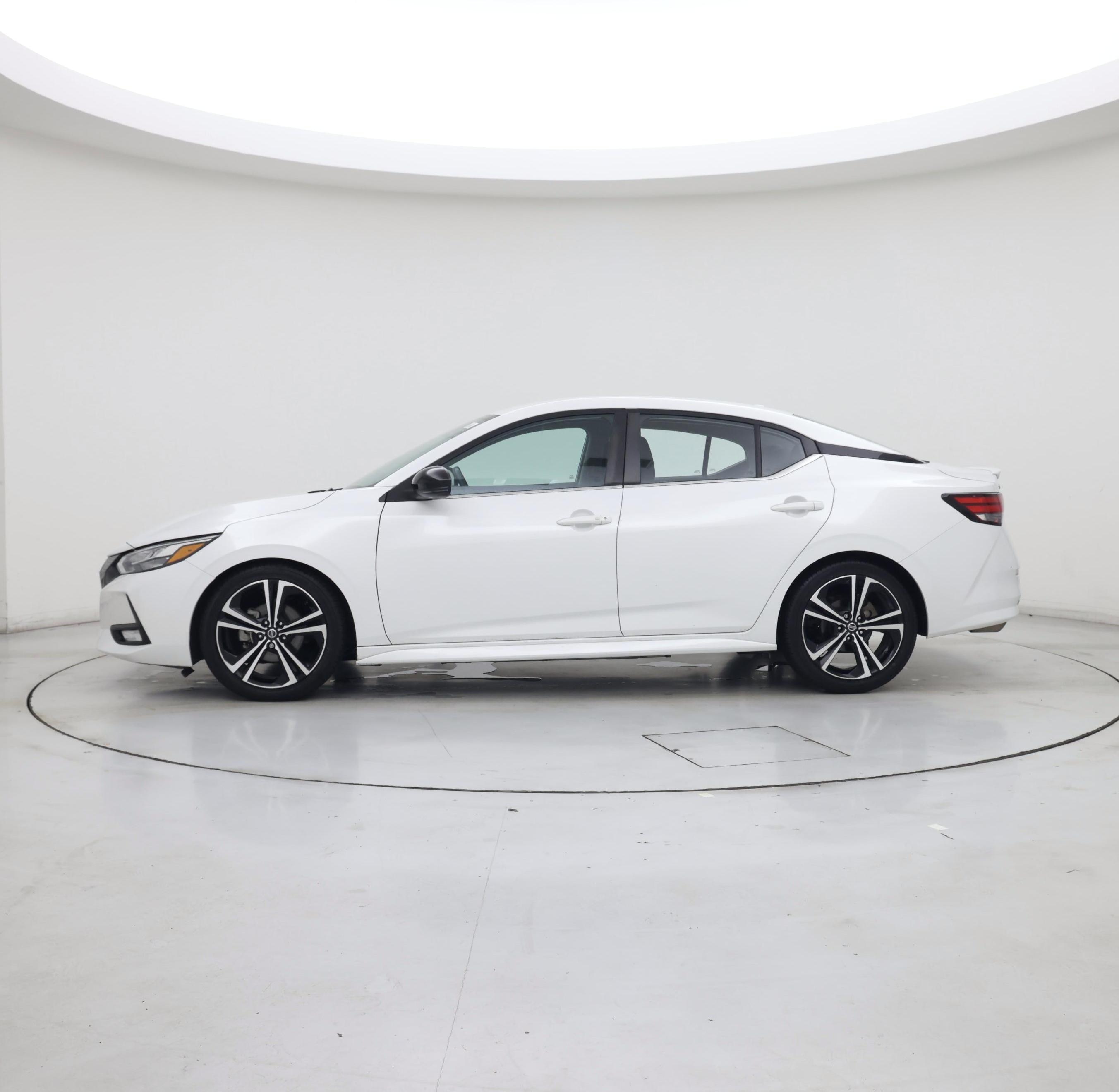 Thumbnail: 2021 Nissan Sentra - 3