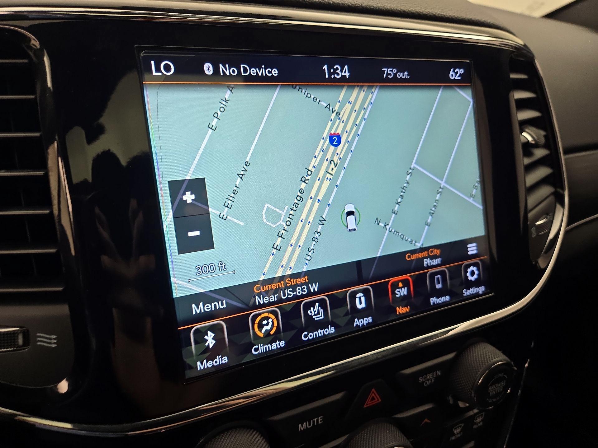 Thumbnail: 2021 Jeep Grand Cherokee - 14