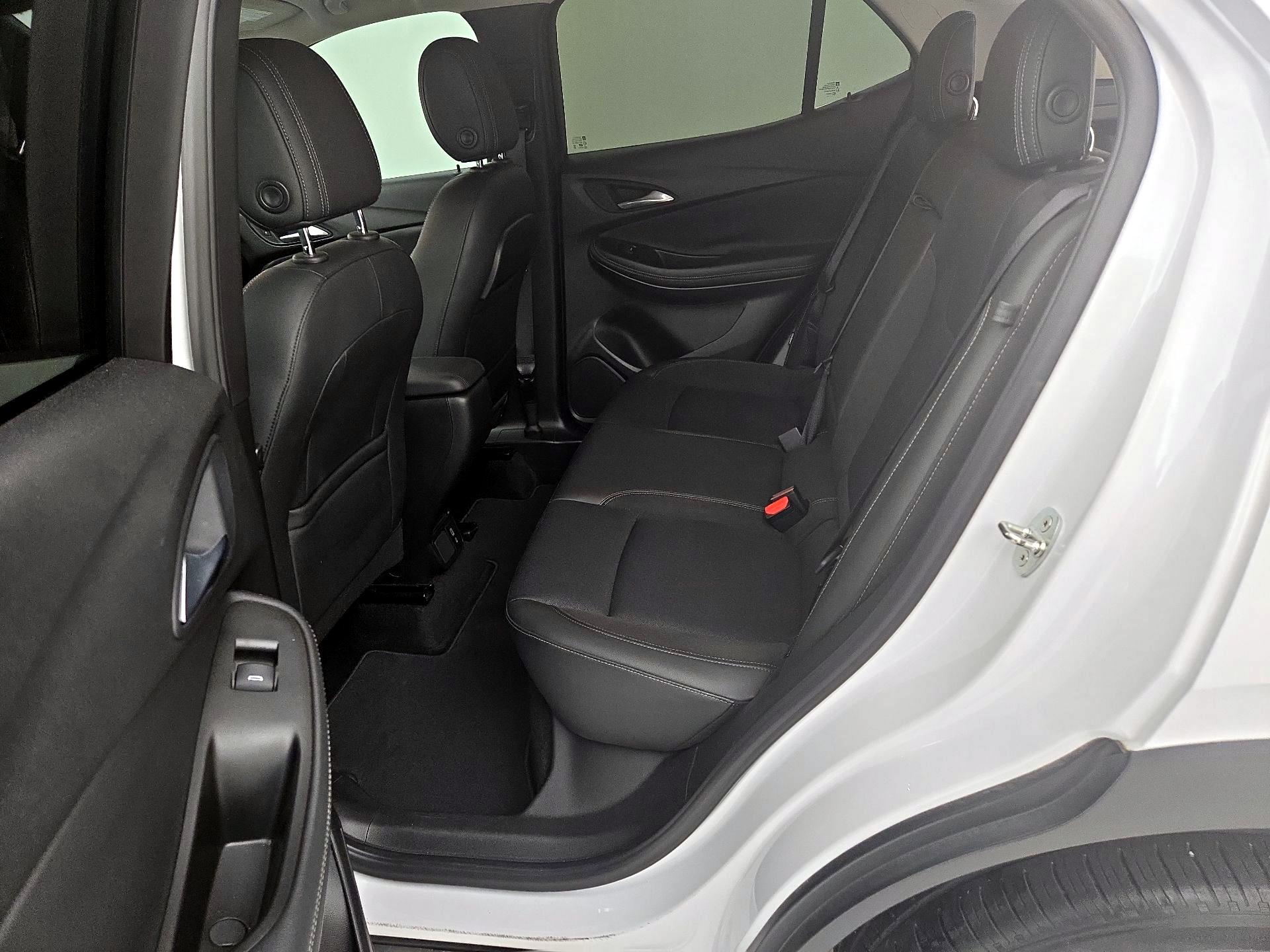 Thumbnail: 2020 Buick Encore GX - 19