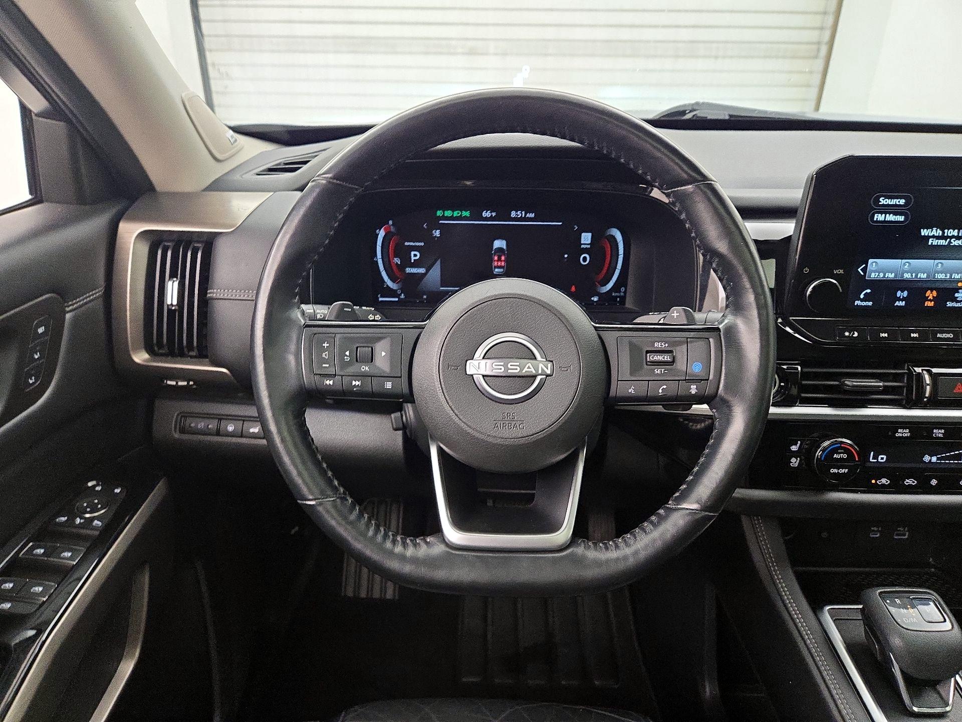 Thumbnail: 2022 Nissan Pathfinder - 10