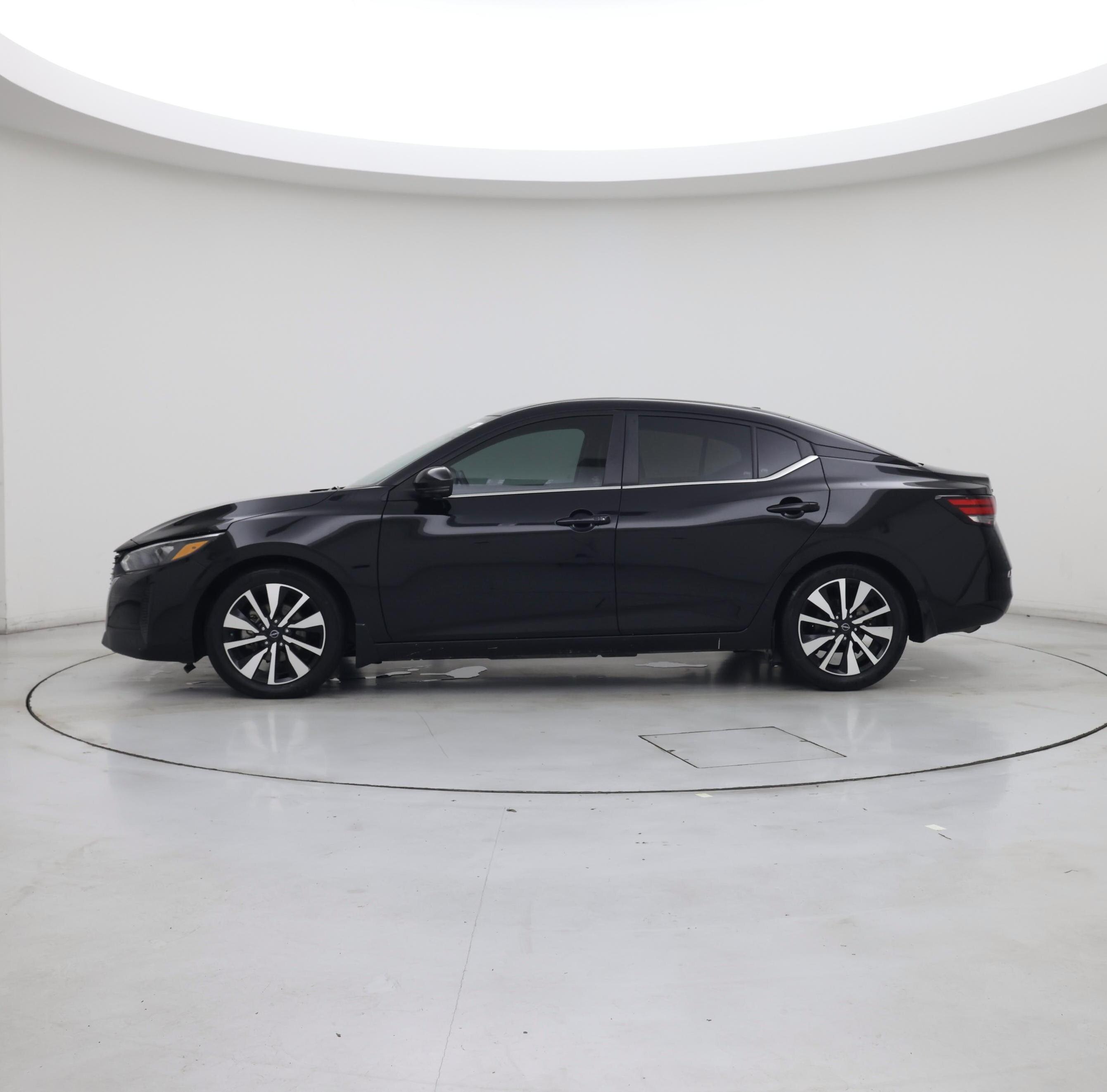 Thumbnail: 2025 Nissan Sentra - 3