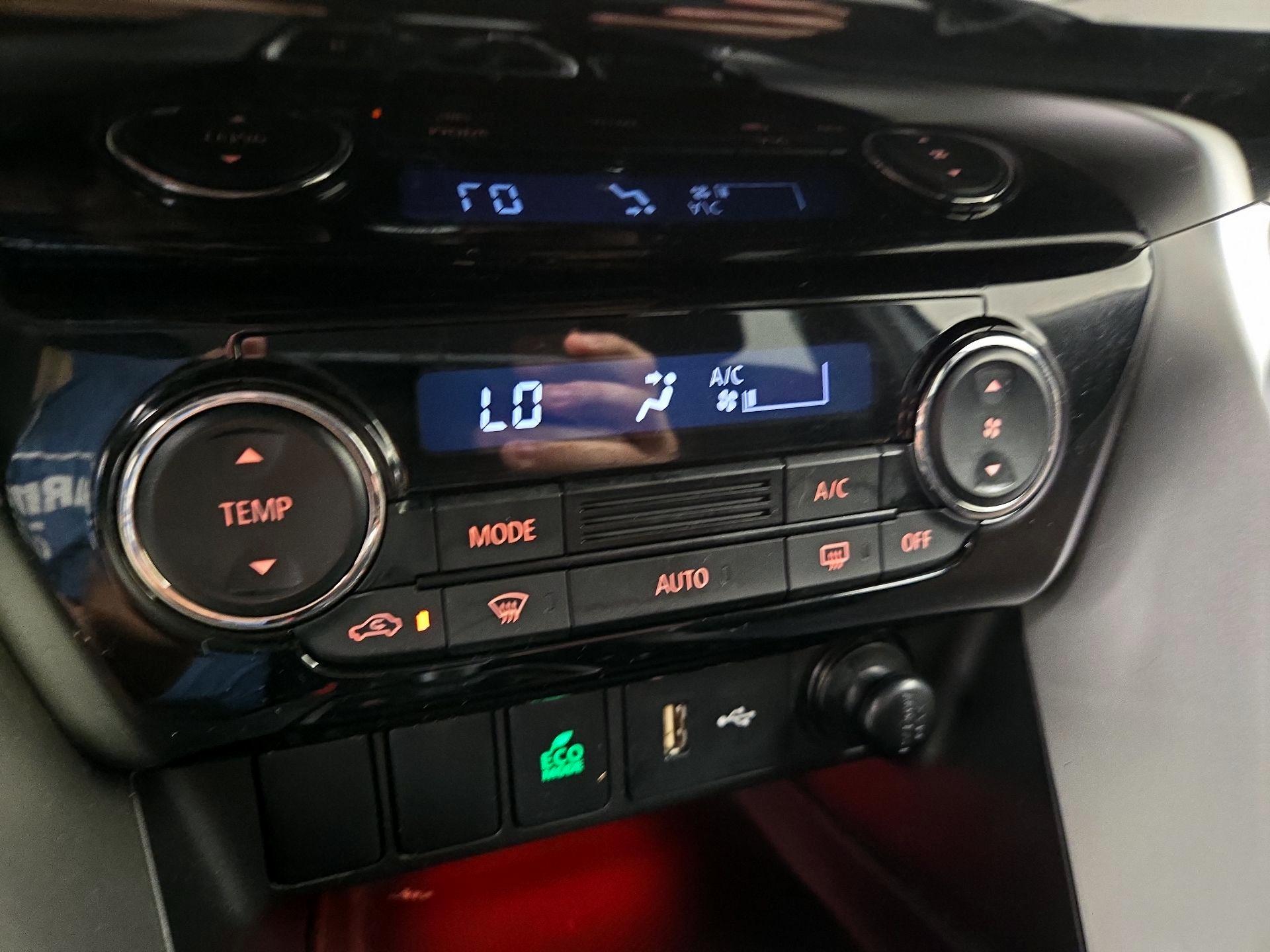 Thumbnail: 2018 Mitsubishi Eclipse Cross - 16
