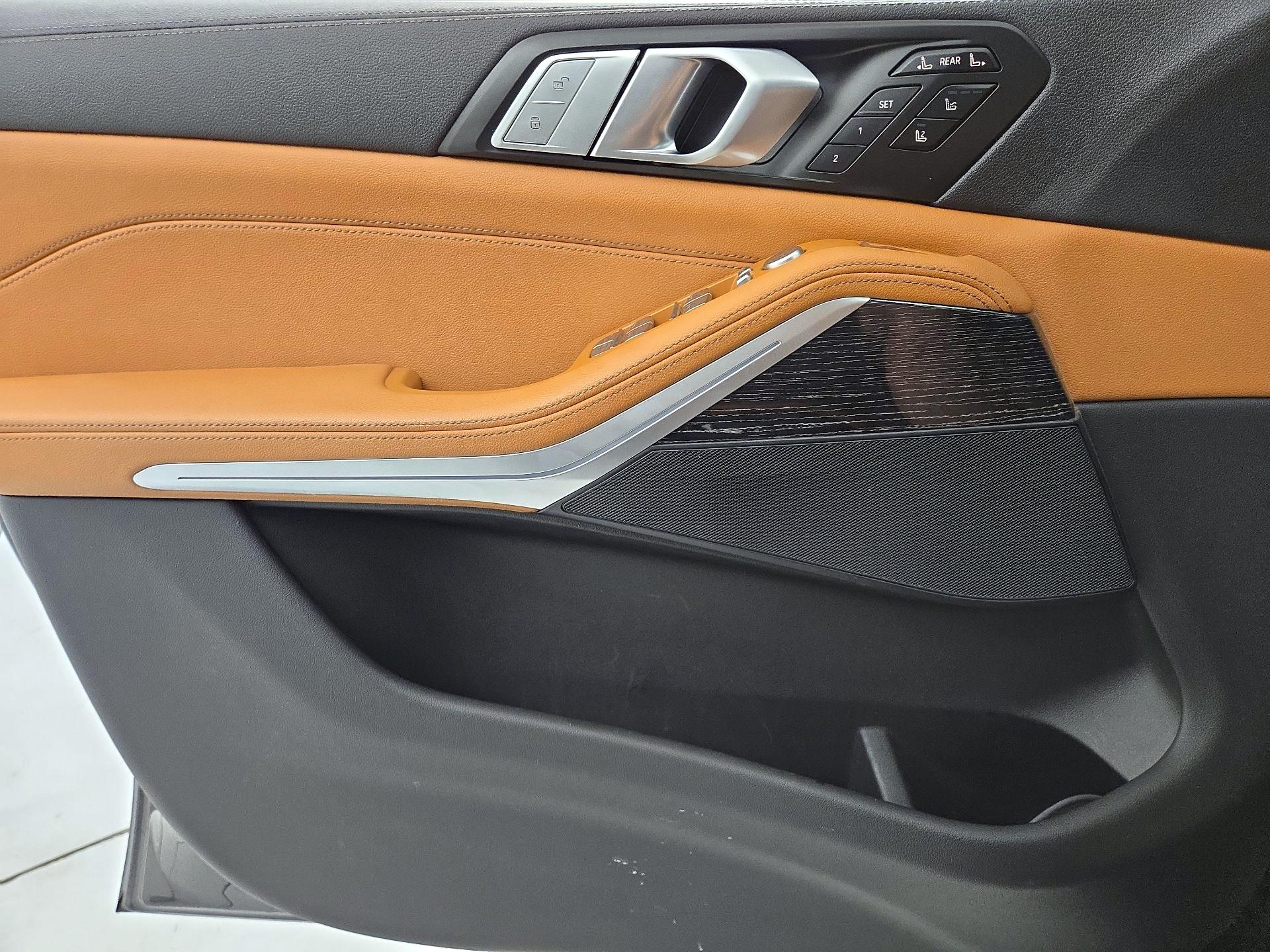 Thumbnail: 2021 BMW X7 - 12