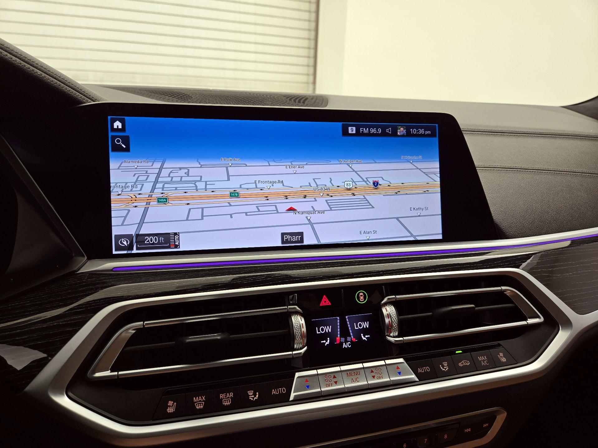 Thumbnail: 2021 BMW X7 - 14