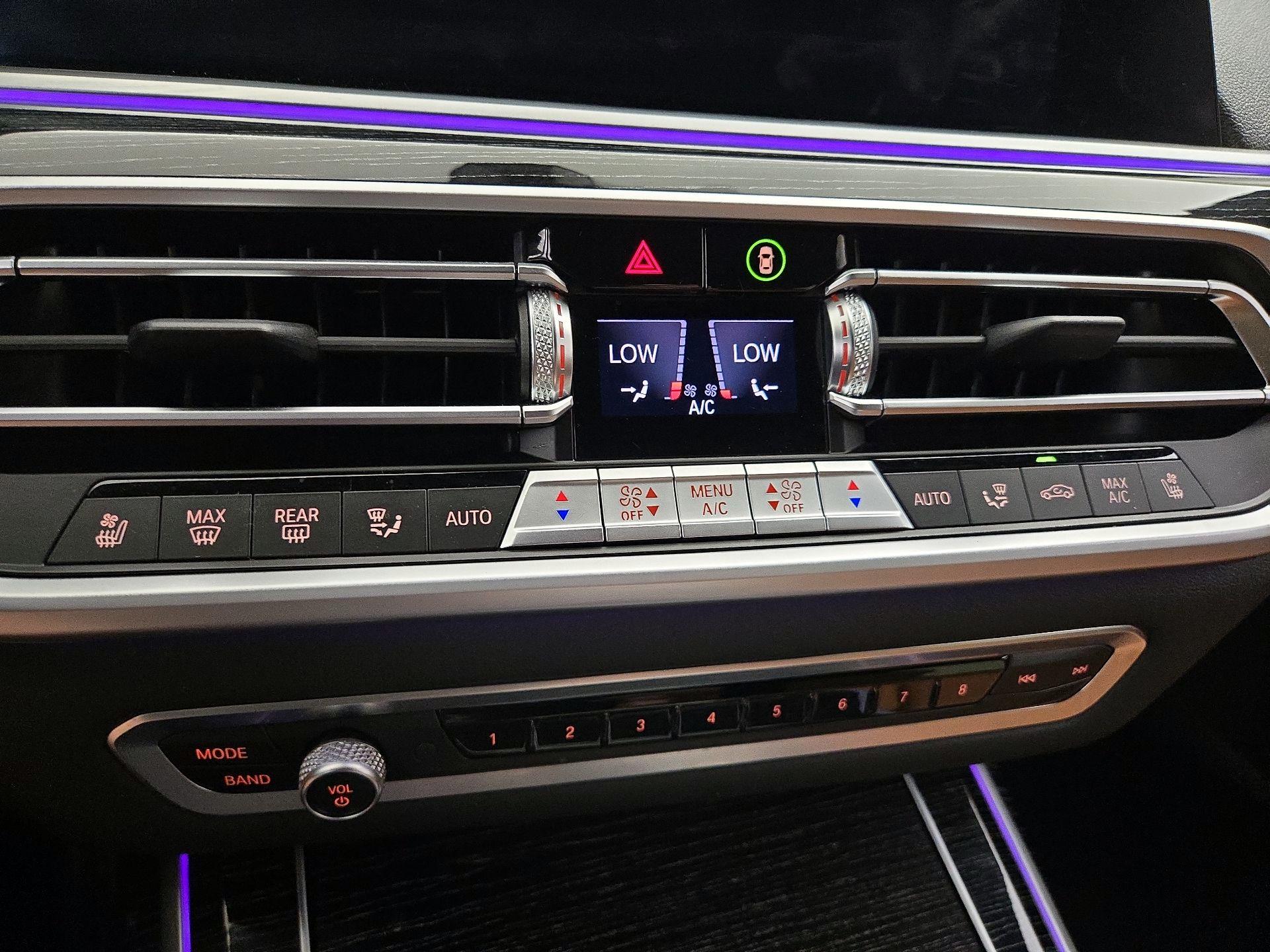 Thumbnail: 2021 BMW X7 - 17