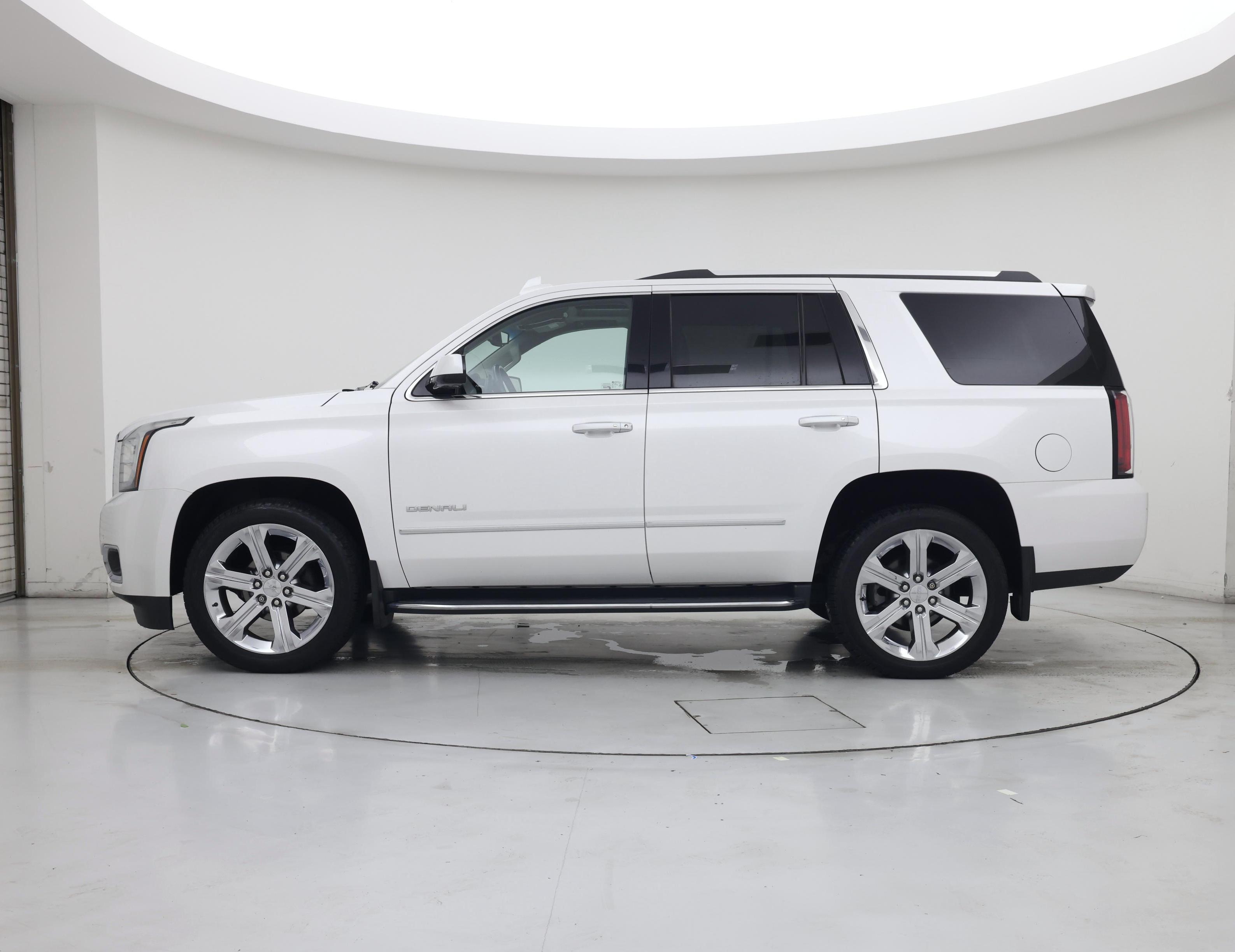 Thumbnail: 2019 GMC Yukon - 3