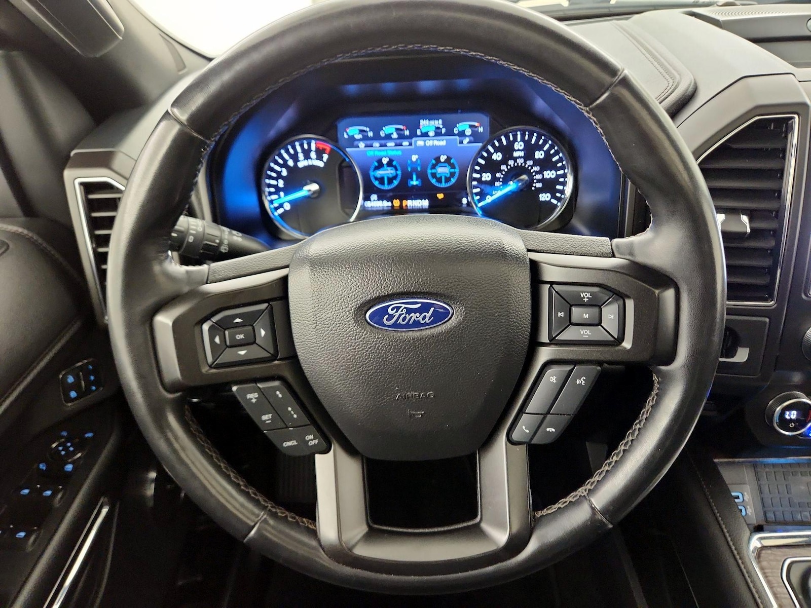 2019 Ford Expedition Limited - Photo 9
