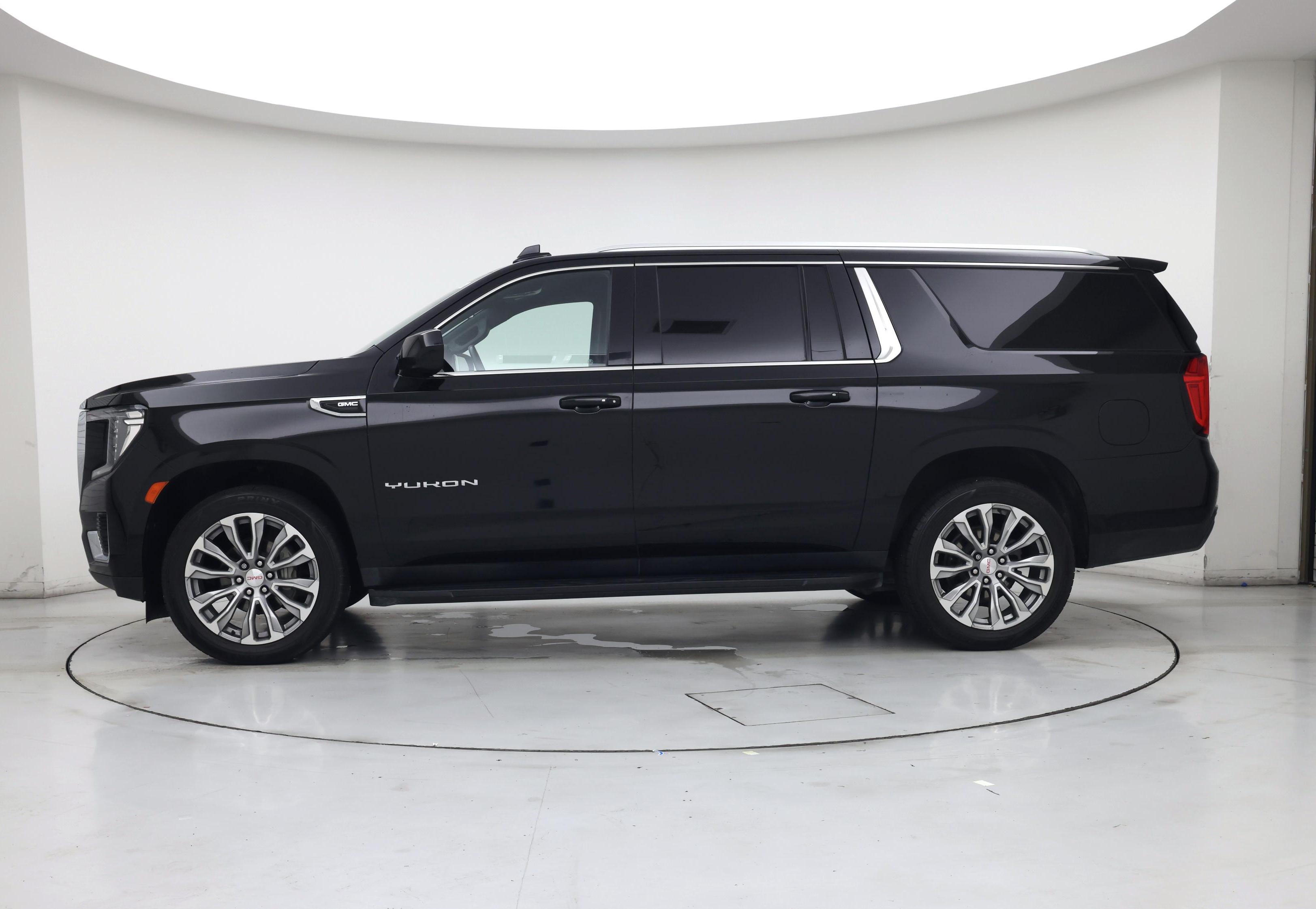 Thumbnail: 2022 GMC Yukon XL - 3