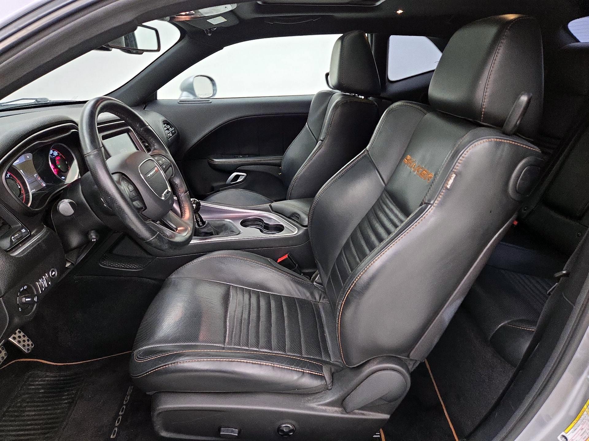 Thumbnail: 2016 Dodge Challenger - 11
