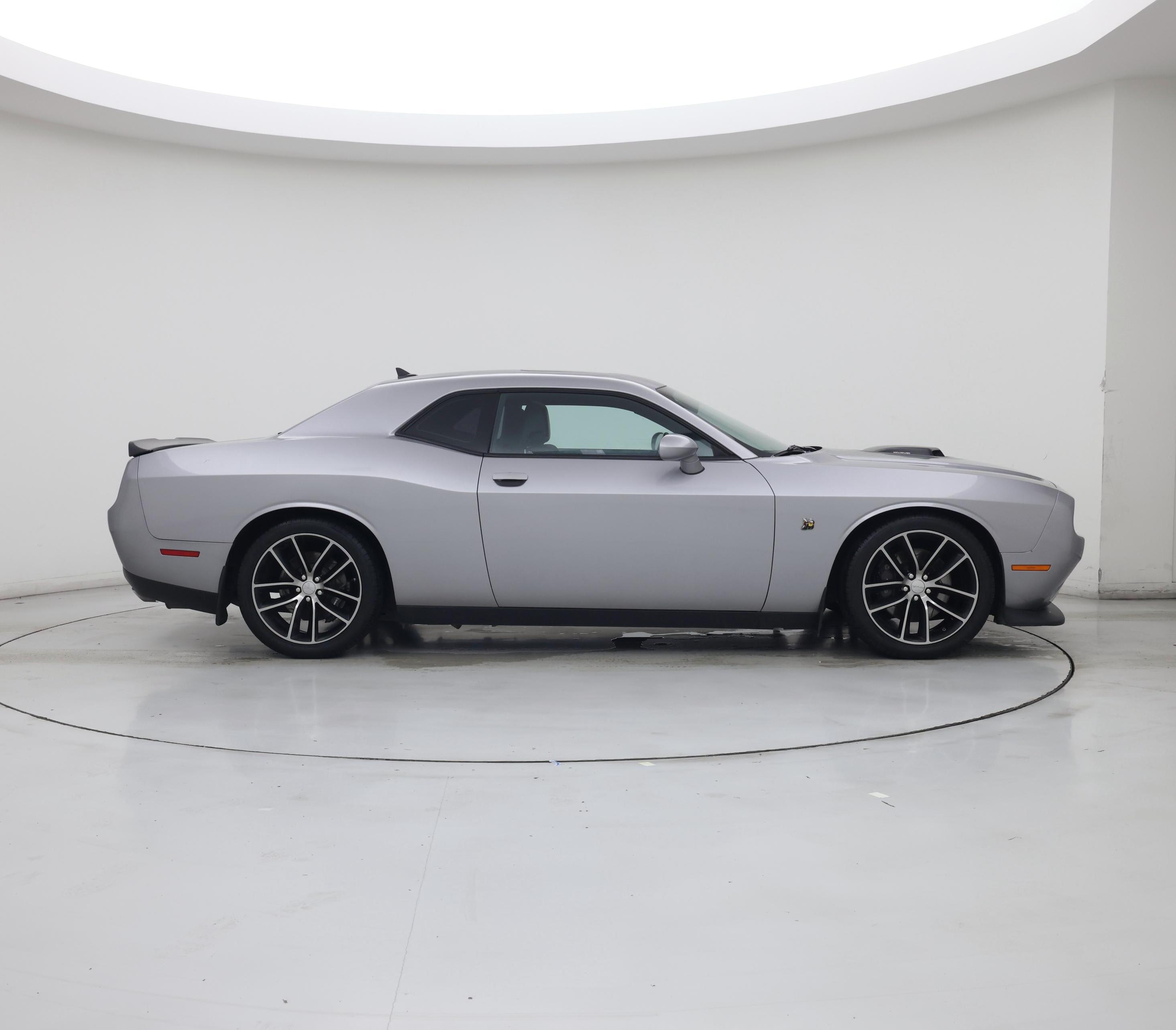 Thumbnail: 2016 Dodge Challenger - 7