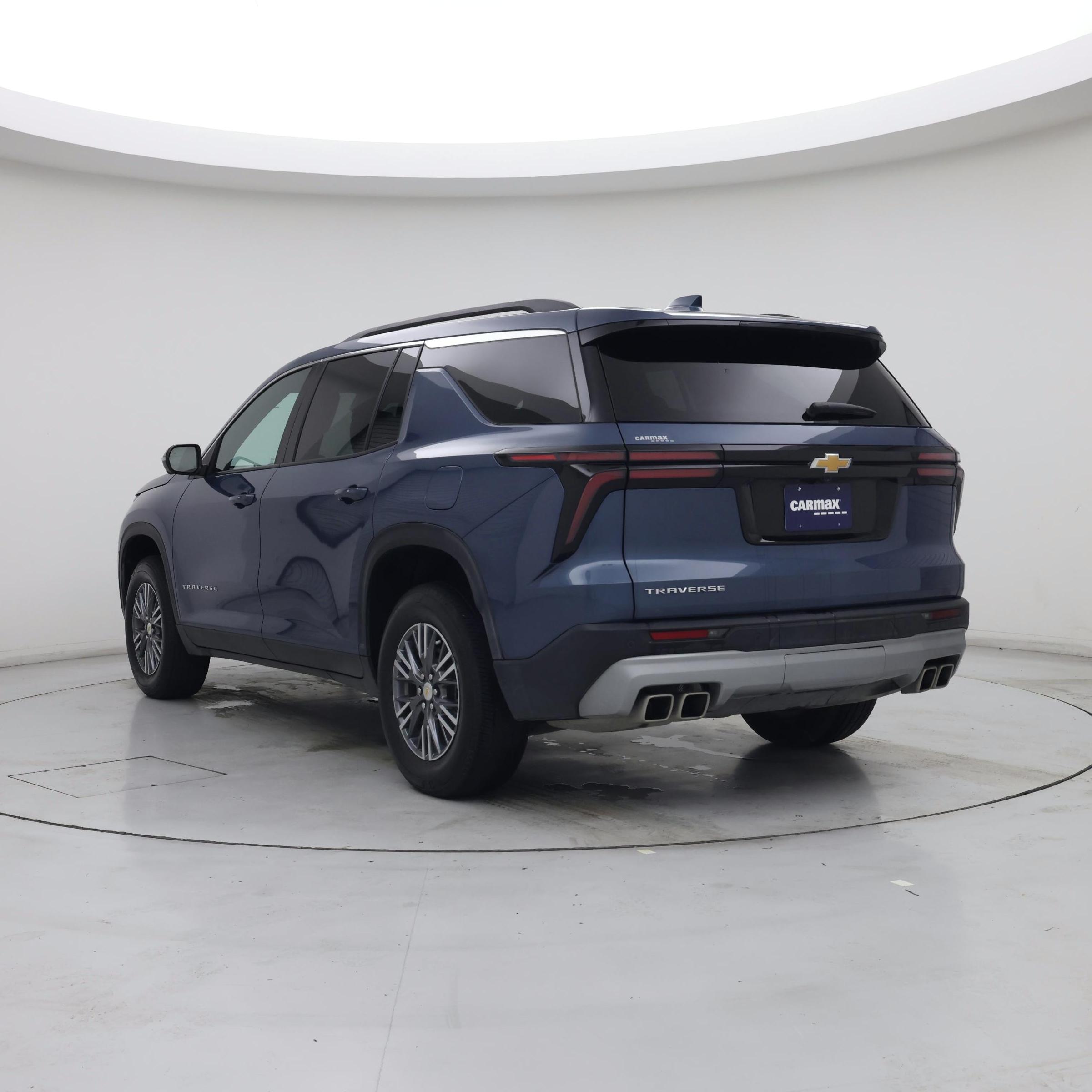 Thumbnail: 2025 Chevrolet Traverse - 2