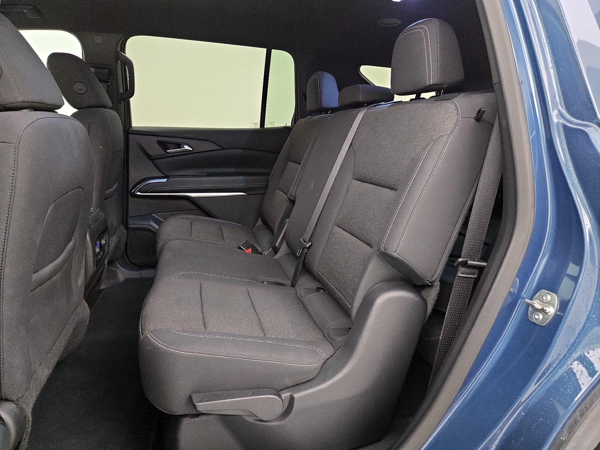 Thumbnail: 2025 Chevrolet Traverse - 19