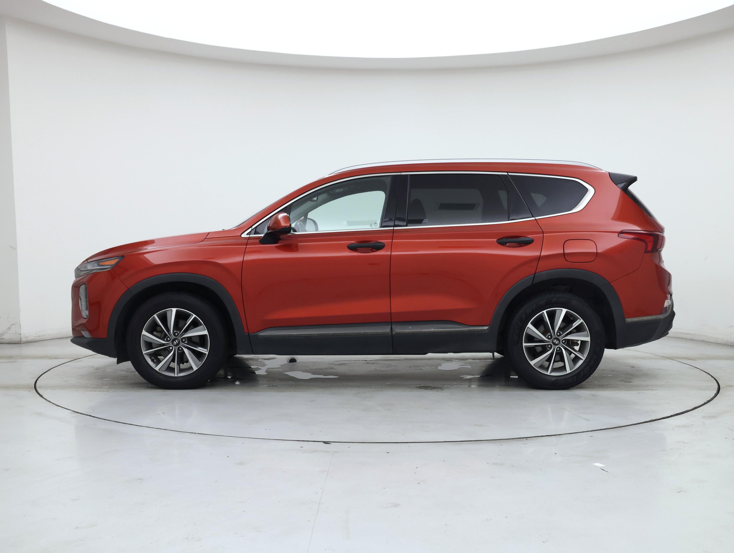 Thumbnail: 2019 Hyundai Santa Fe - 3