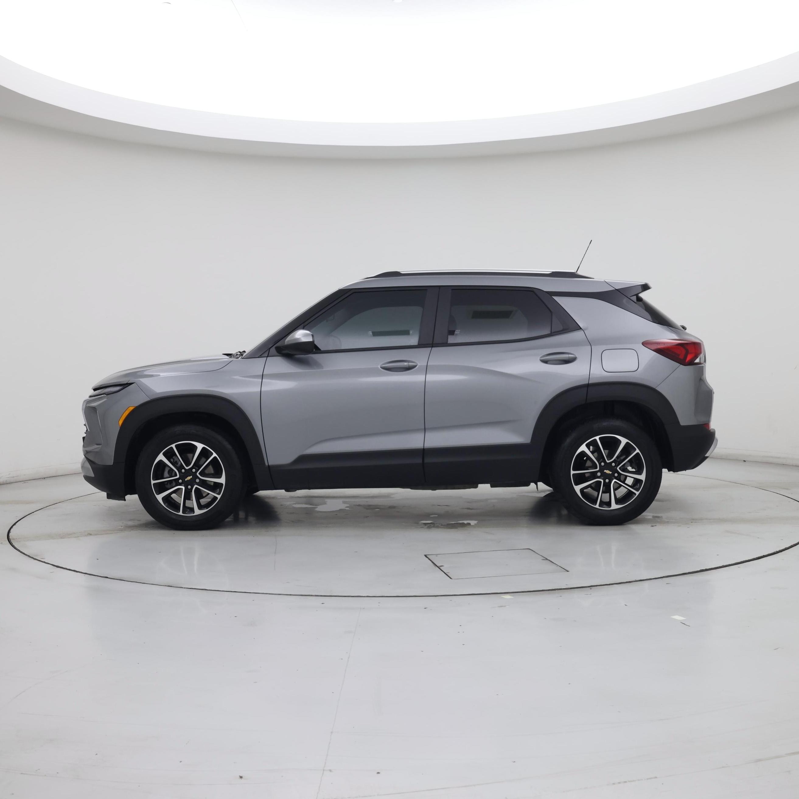 Thumbnail: 2026 Chevrolet TrailBlazer - 3