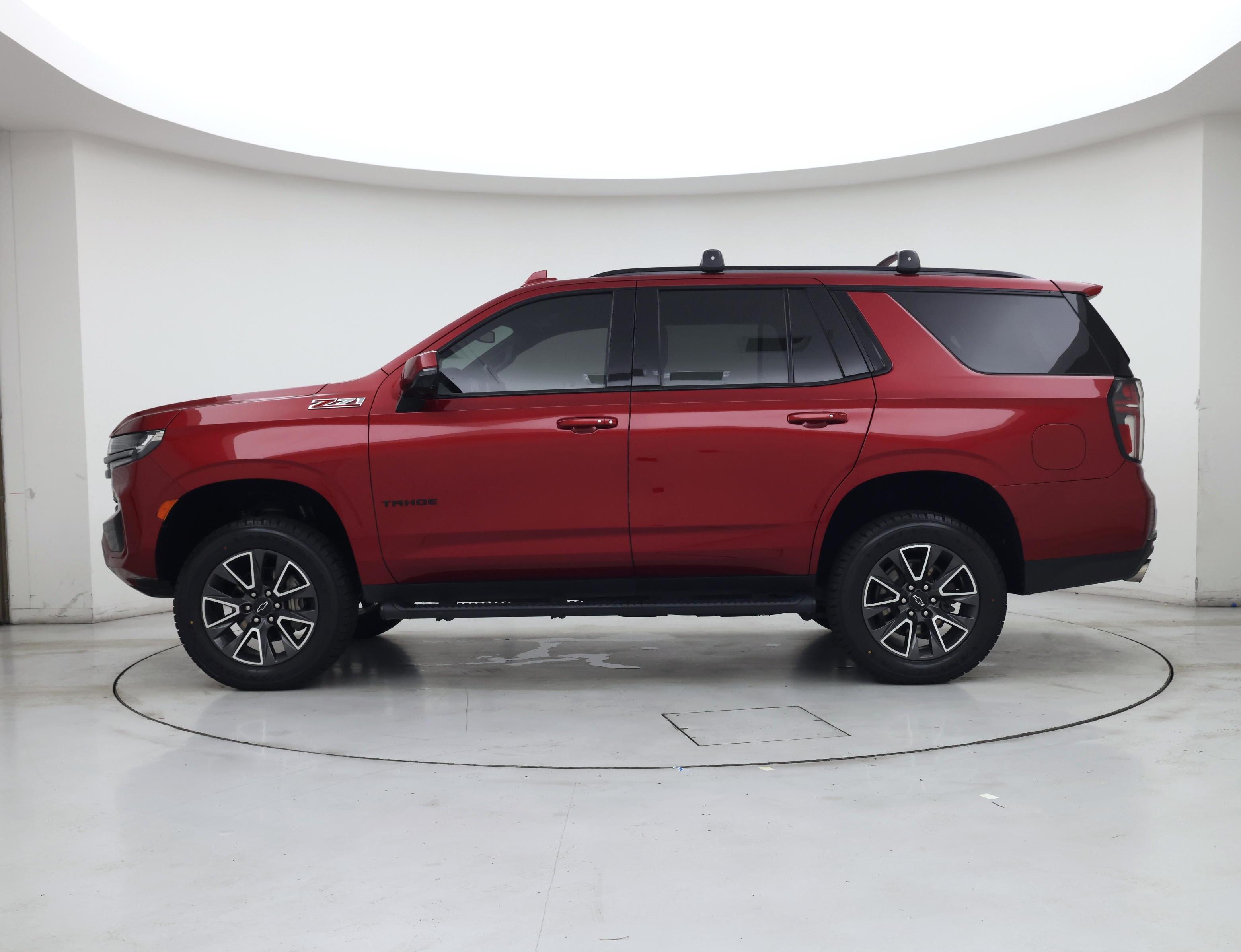 Thumbnail: 2022 Chevrolet Tahoe - 3