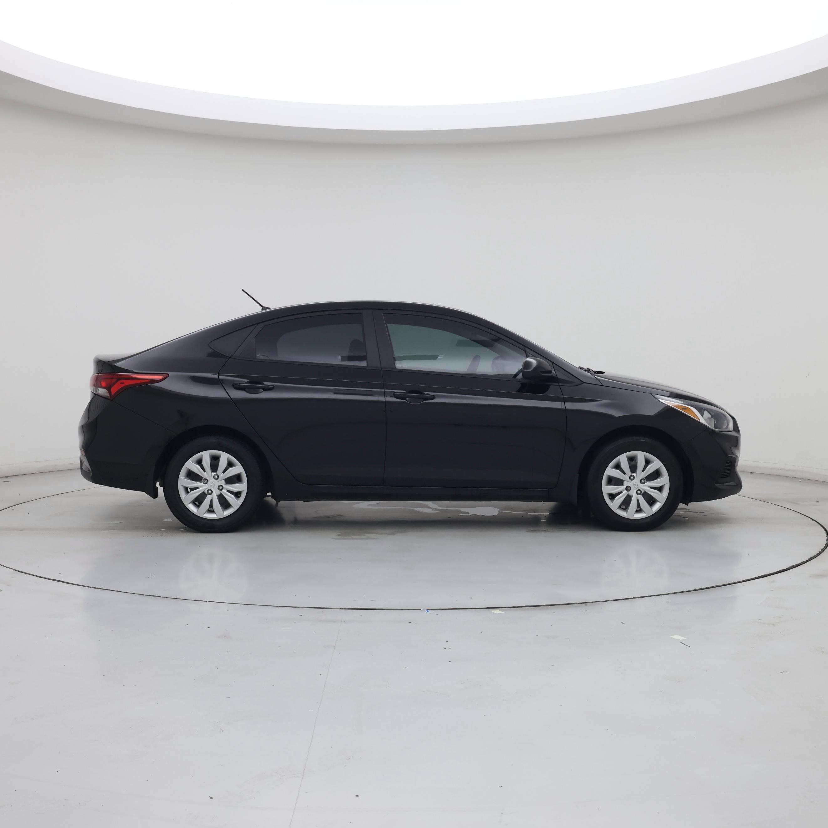 Thumbnail: 2022 Hyundai Accent - 7