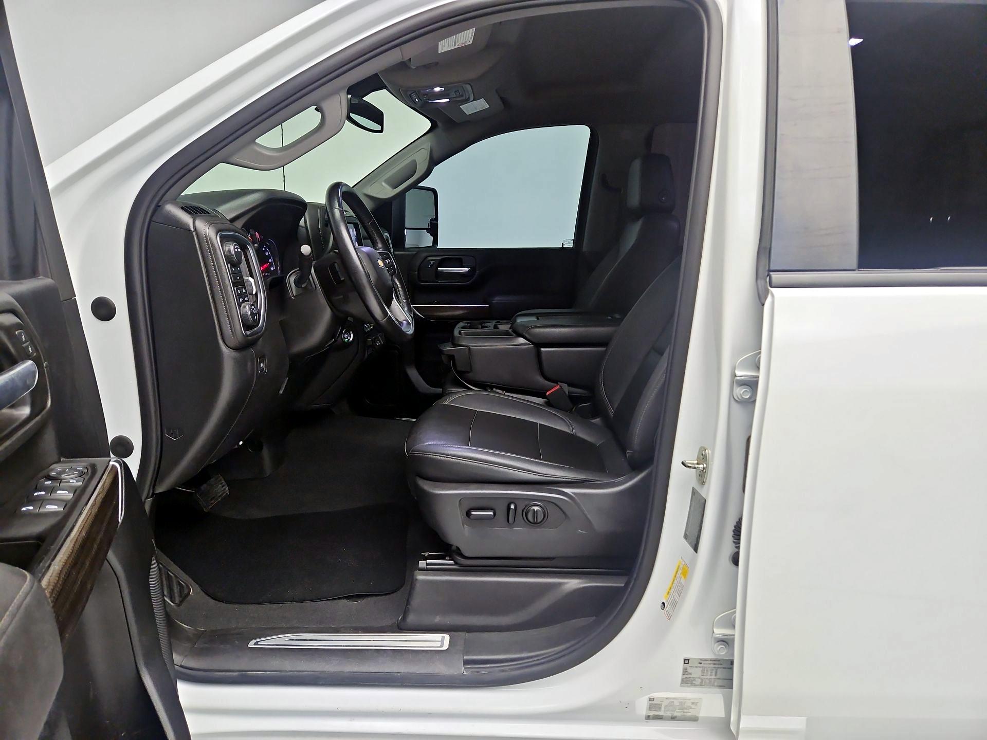 Thumbnail: 2021 Chevrolet Silverado 2500 - 11