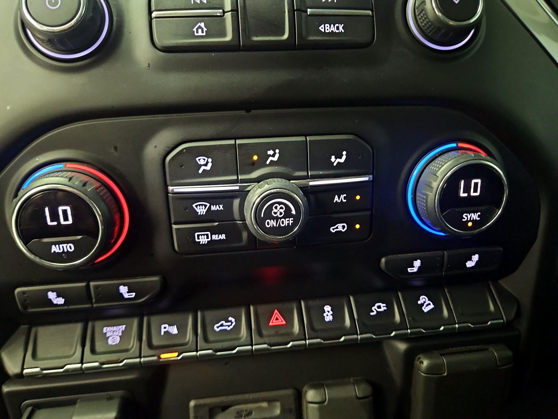 Thumbnail: 2021 Chevrolet Silverado 2500 - 16