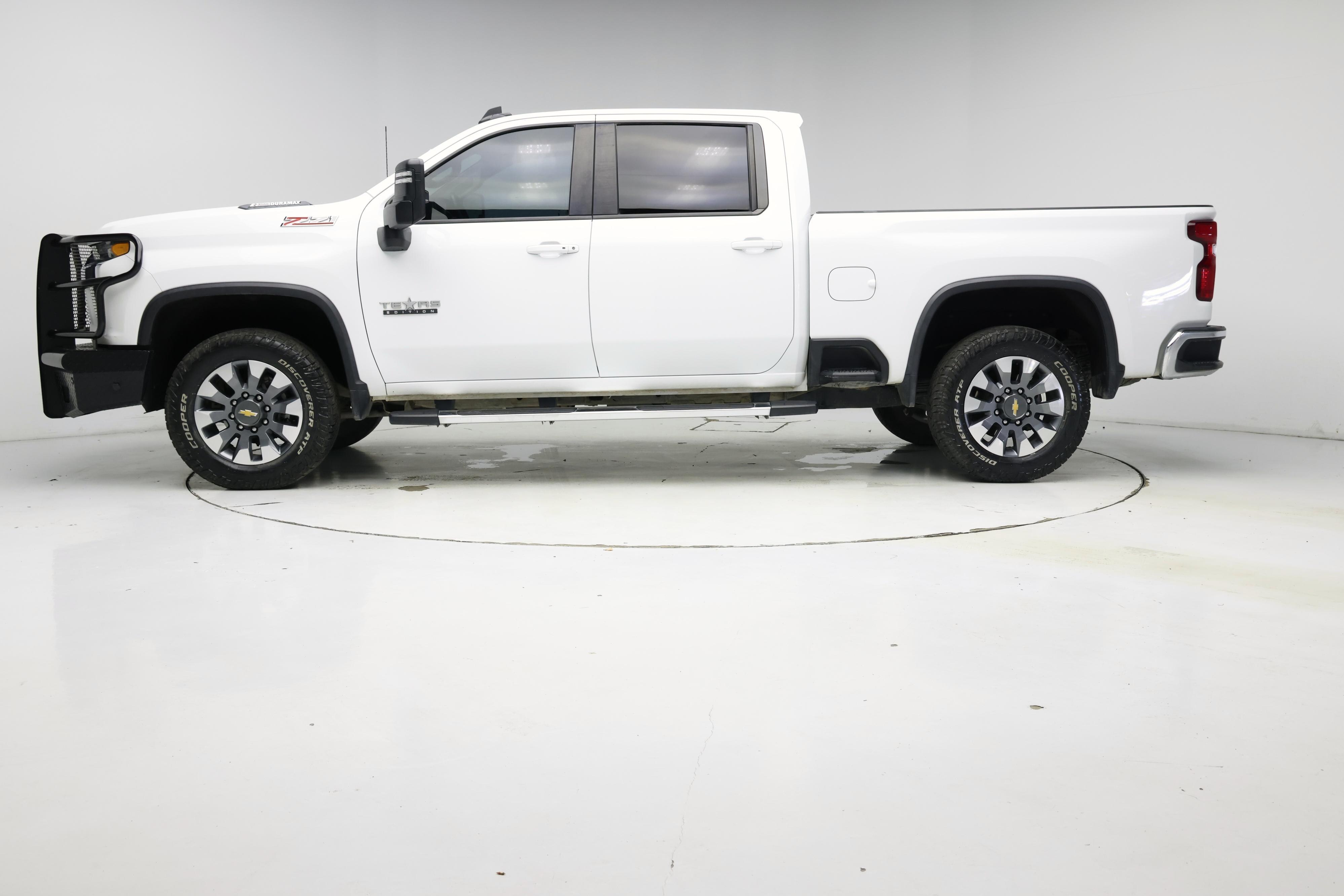Thumbnail: 2021 Chevrolet Silverado 2500 - 3