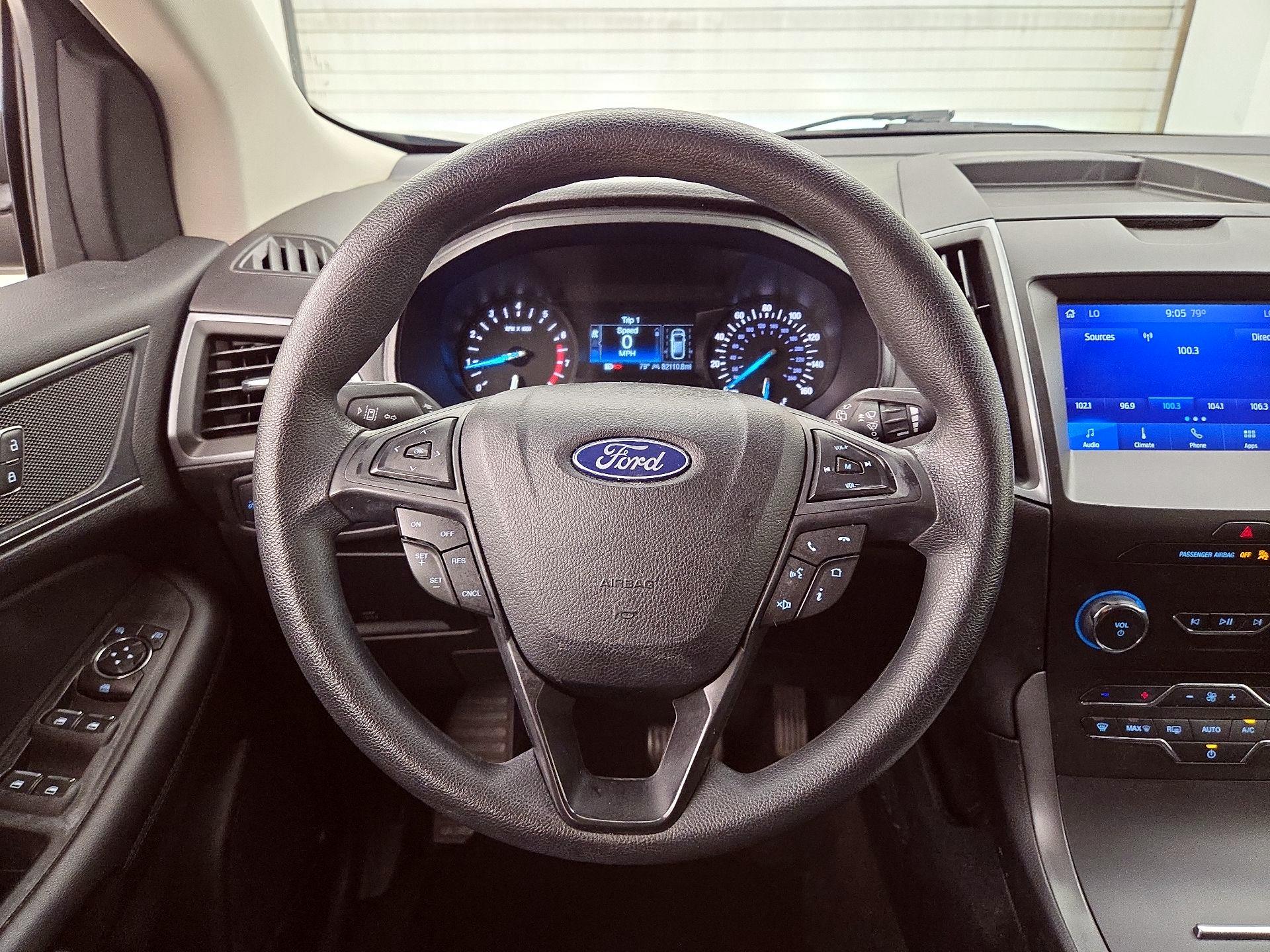 Thumbnail: 2020 Ford Edge - 10