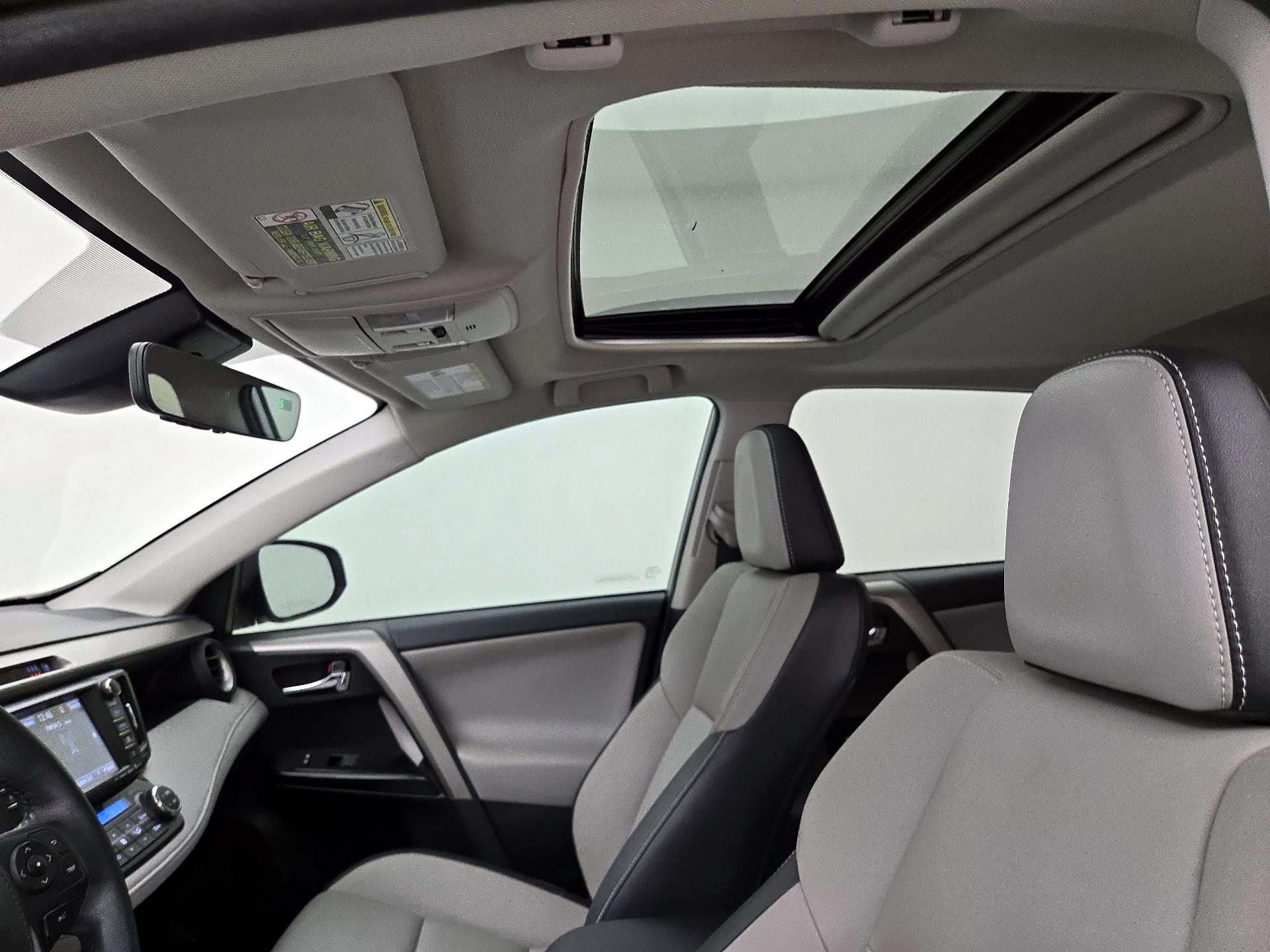 Thumbnail: 2017 Toyota RAV4 - 19