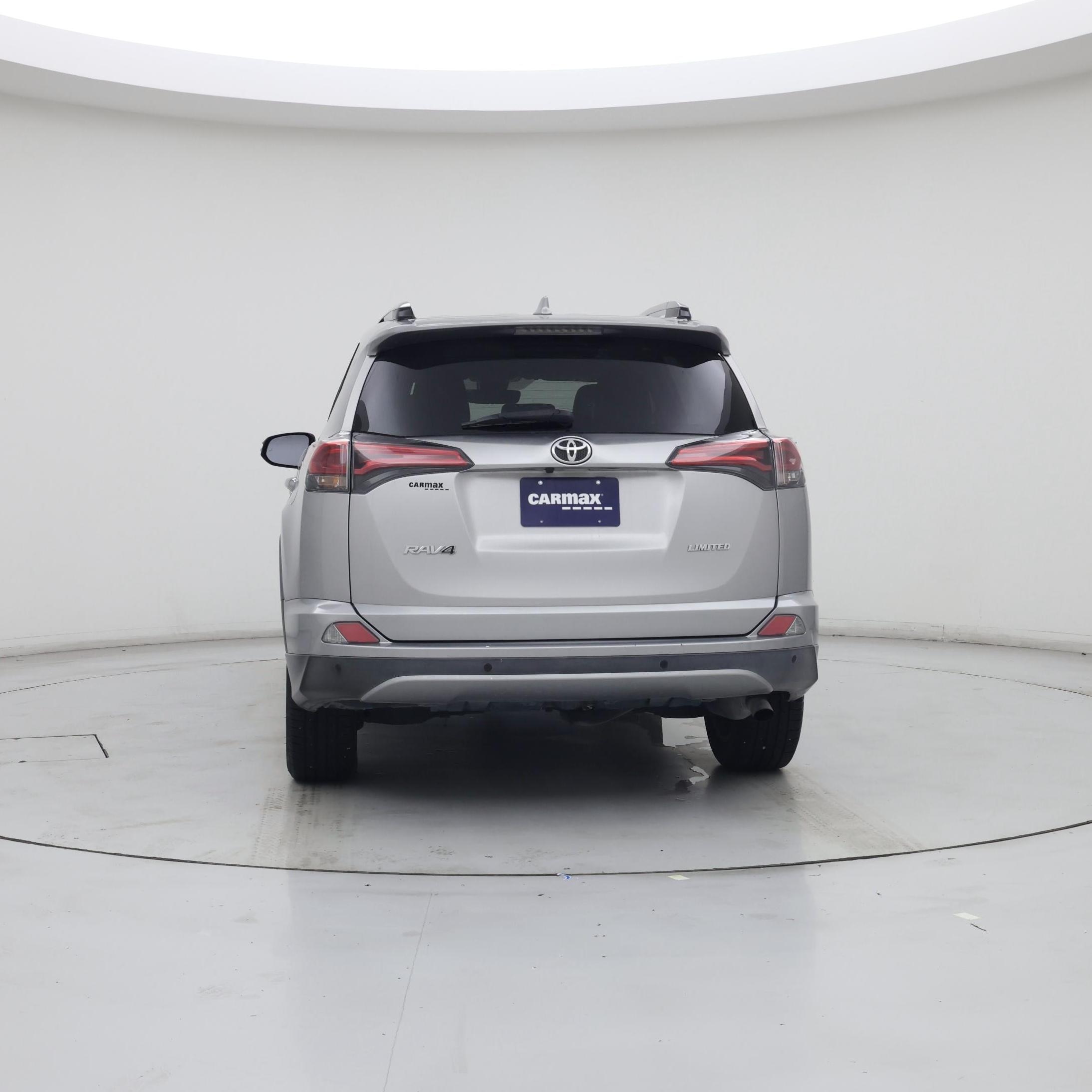 Thumbnail: 2017 Toyota RAV4 - 6