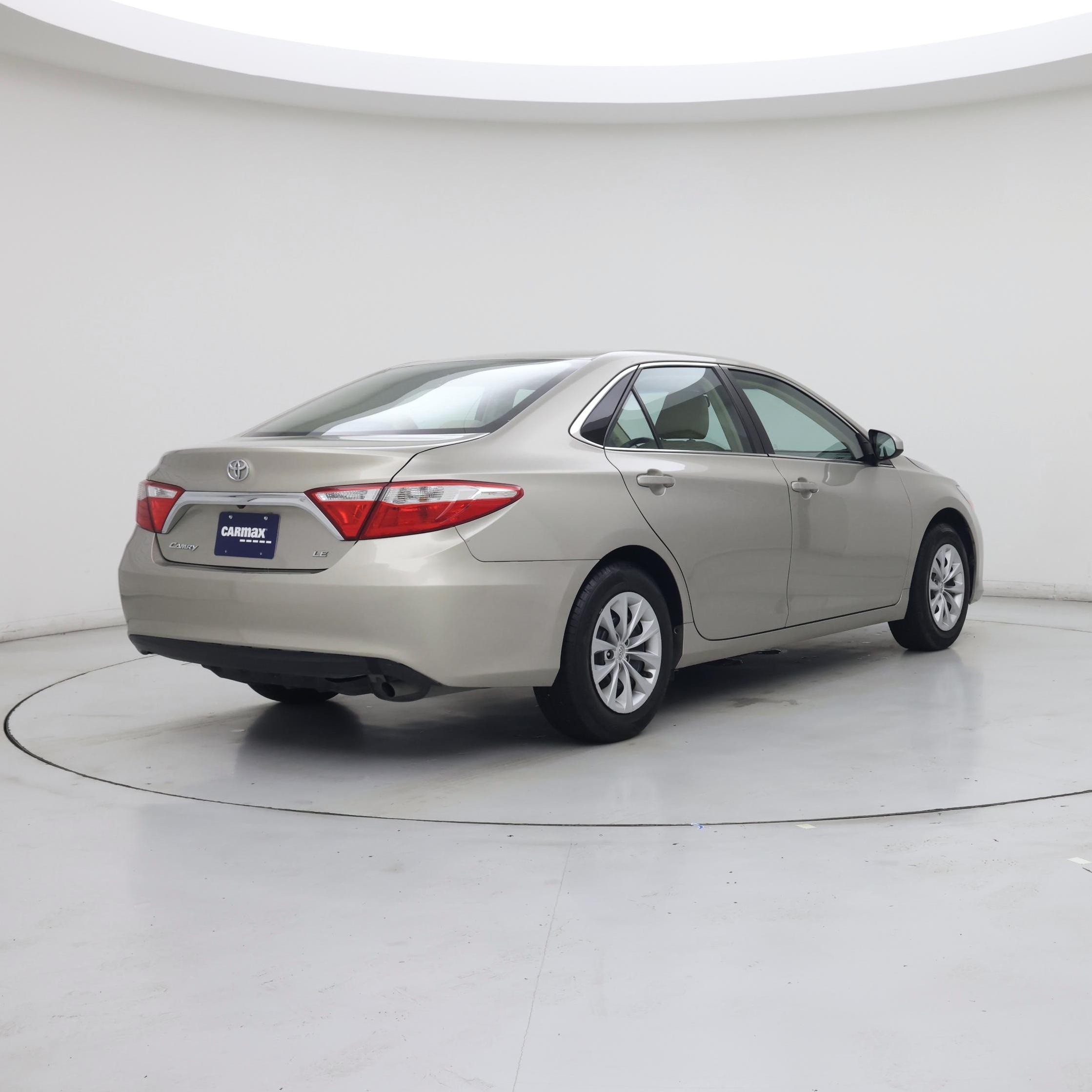 Thumbnail: 2016 Toyota Camry - 8